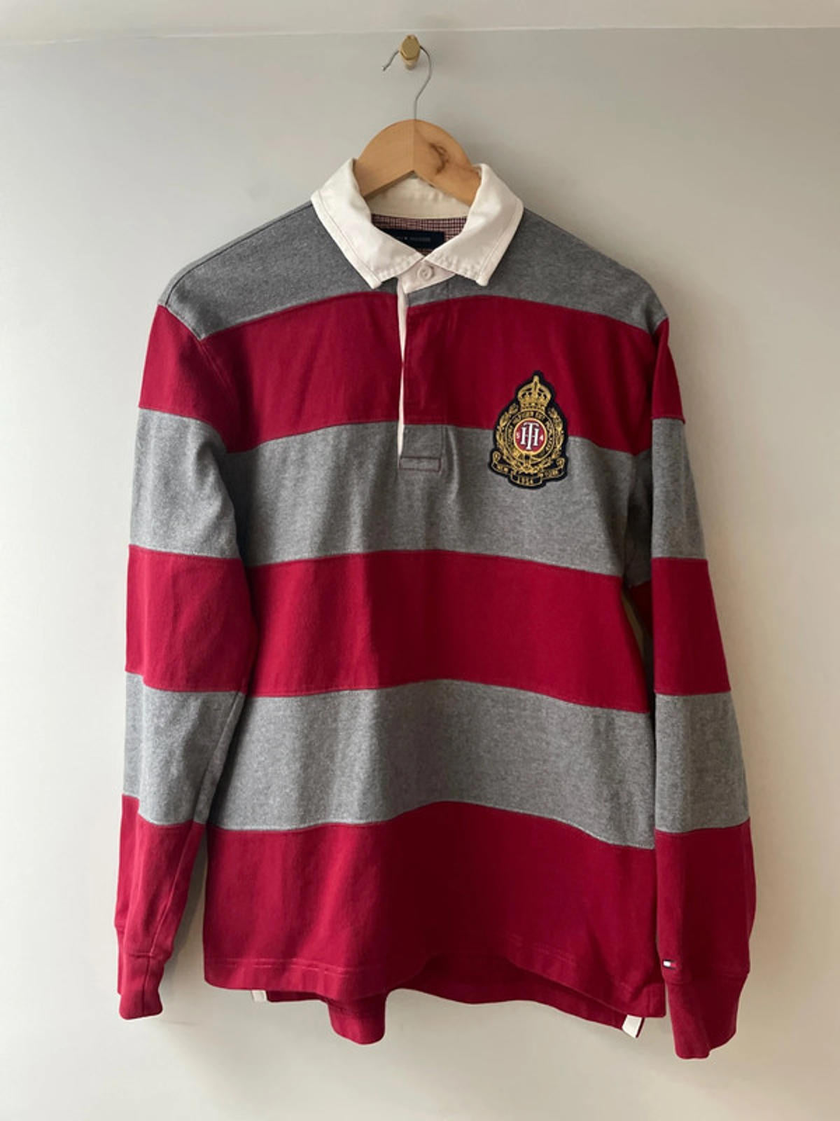 Men’s Tommy Hilfiger Stripped Rugby Polo Top In Grey/Red - Medium - 2533