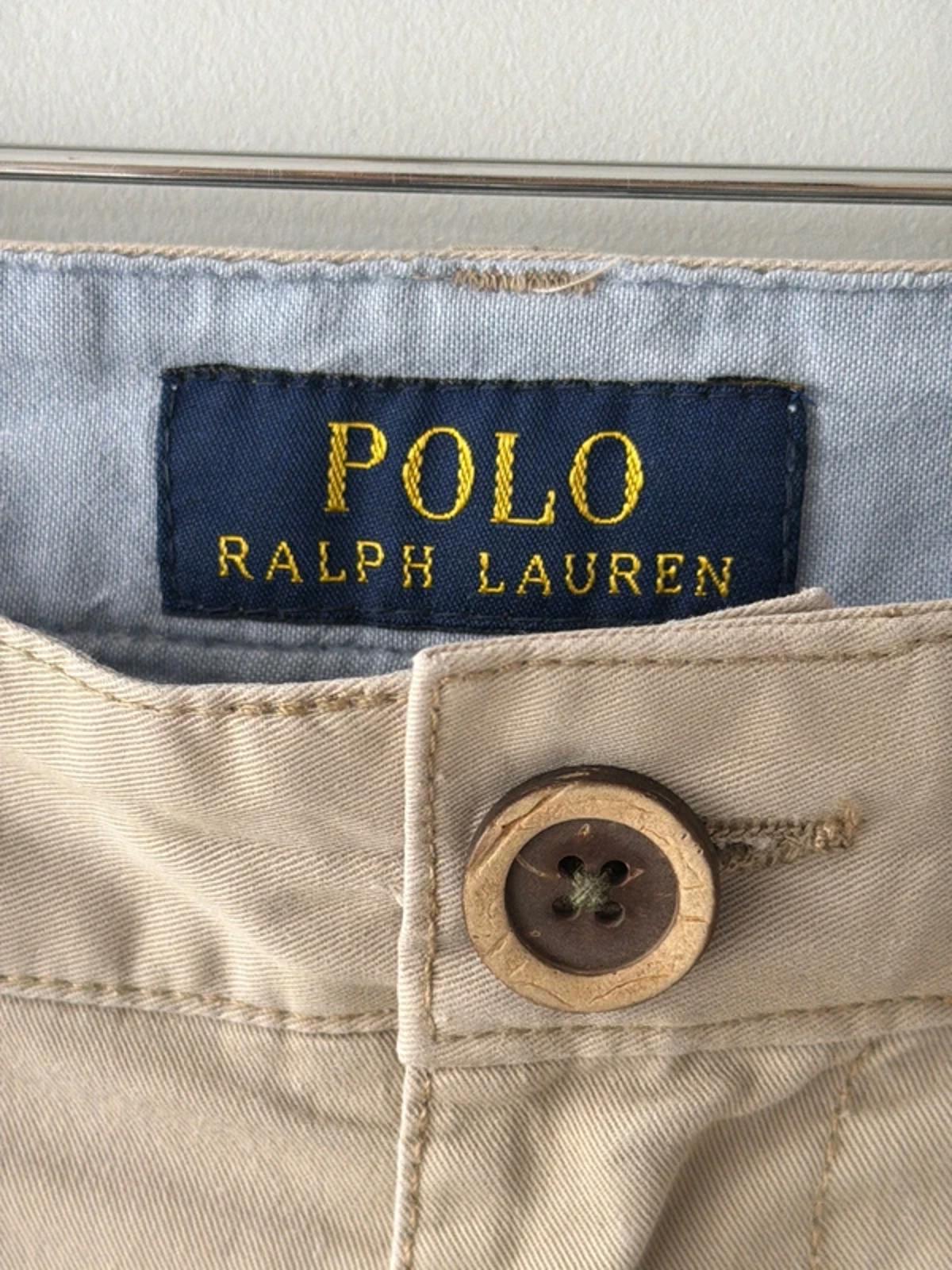 Men’s Ralph Lauren Classic Fit Chino Shorts in Beige - W36 - 3256