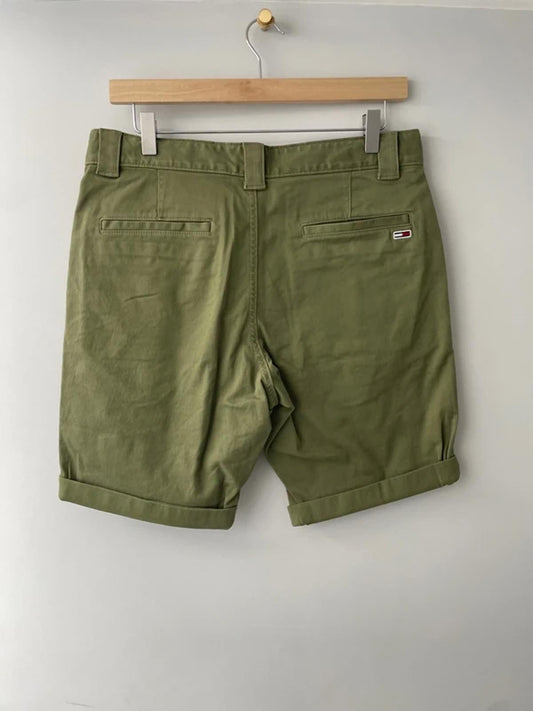 Men’s Tommy Hilfiger Scanton Slim Fit Chino Shorts in Khaki Green - W30/L8 - 3179