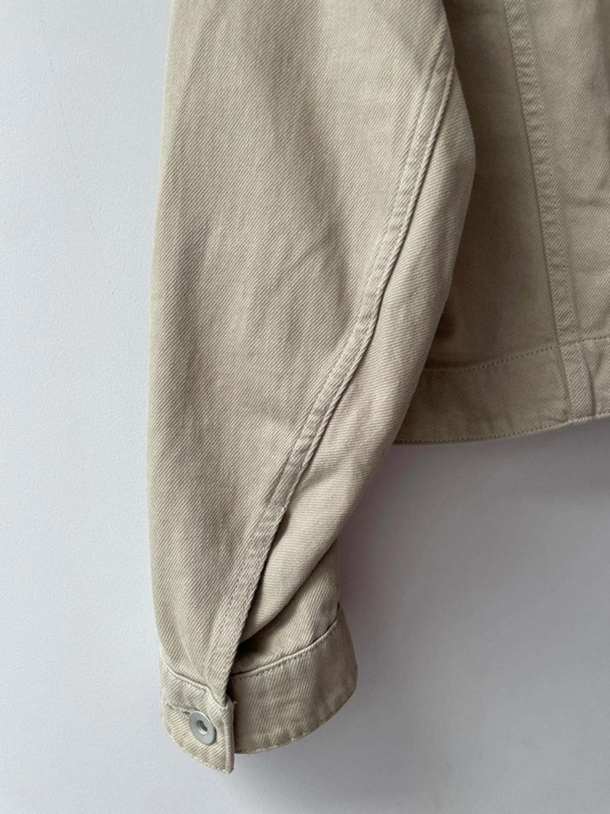 Women’s Uniqlo Cropped Oversized Fit Denim Jacket In Beige - Medium - 2027