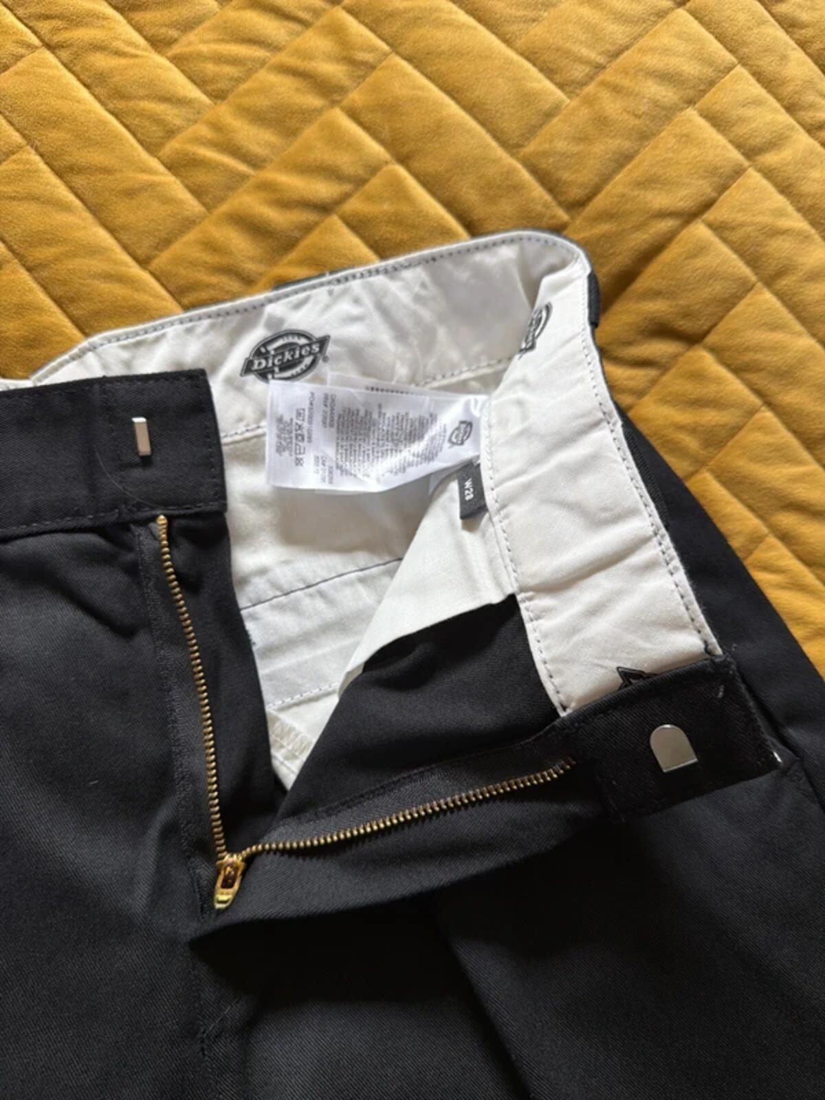 Women’s Dickies Elizaville Straight Leg Chino Trouser In Black - W28/L29 - 3377