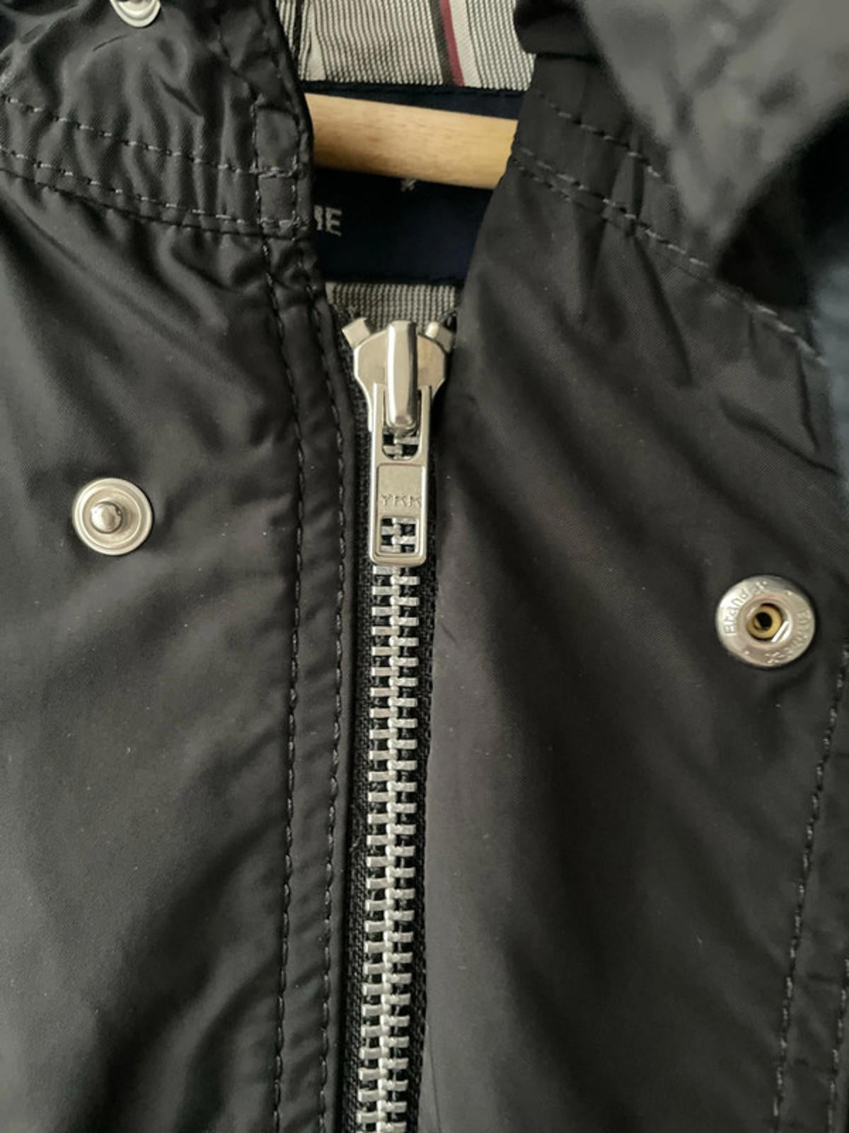 Men’s Comme Des Garçons Hooded Jacket in Black - Medium - 2744