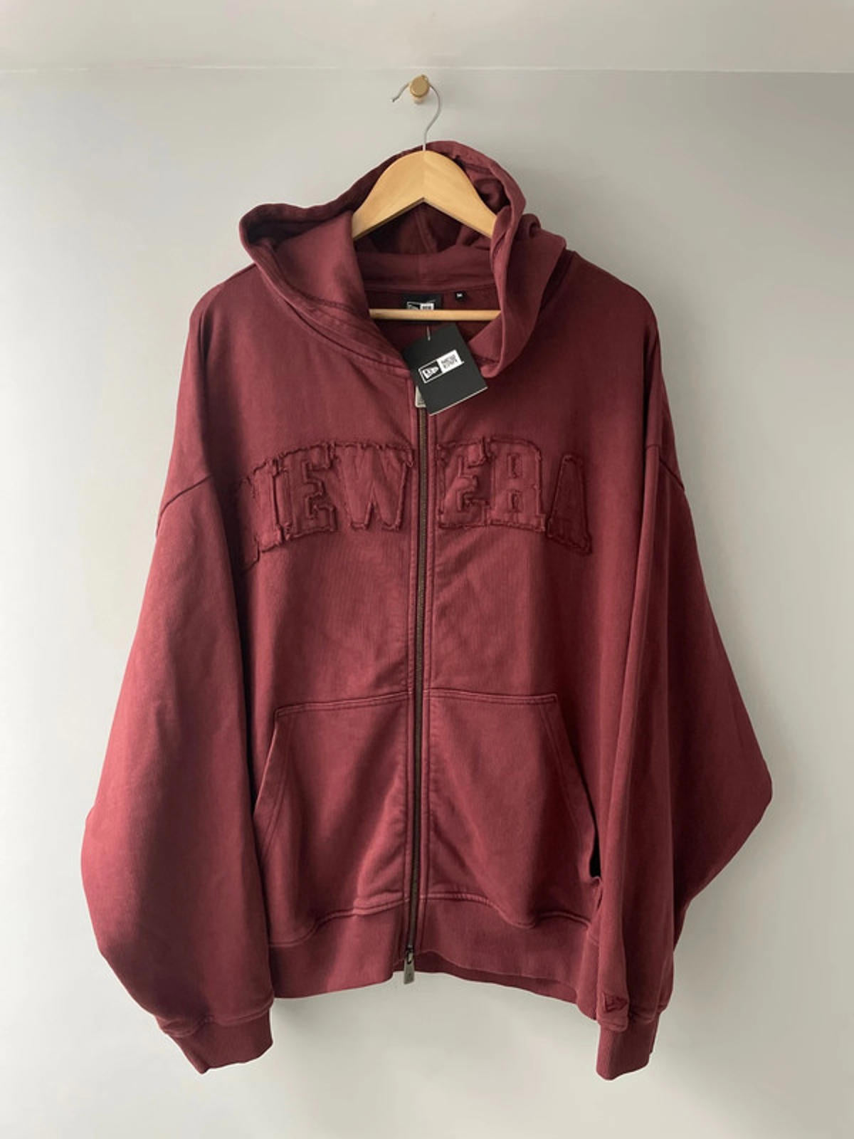Men’s New Era Oversized Full Zip Hoodie in Washed Burgandy - Medium - 2434