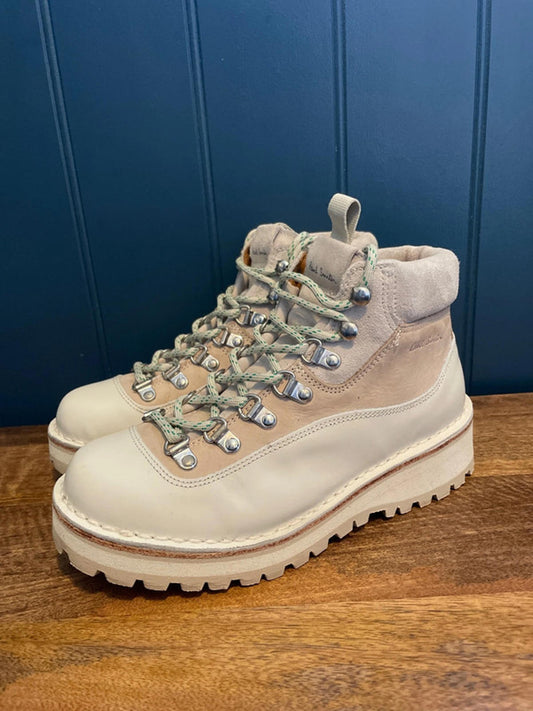 Women’s Paul Smith Zenith Premium Leather Lace-up Boots in Off-White - UK 3-2895