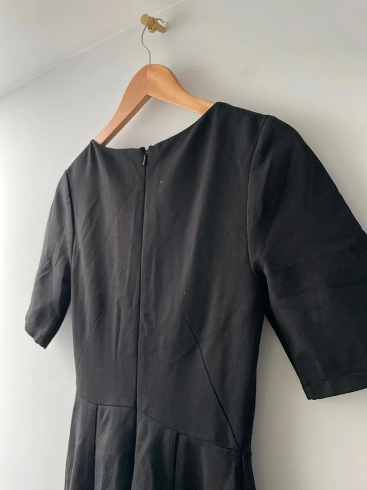 Women’s Reiss Tianna Half Sleeve Fit & Flare Dress In Black - UK 6 - 2750