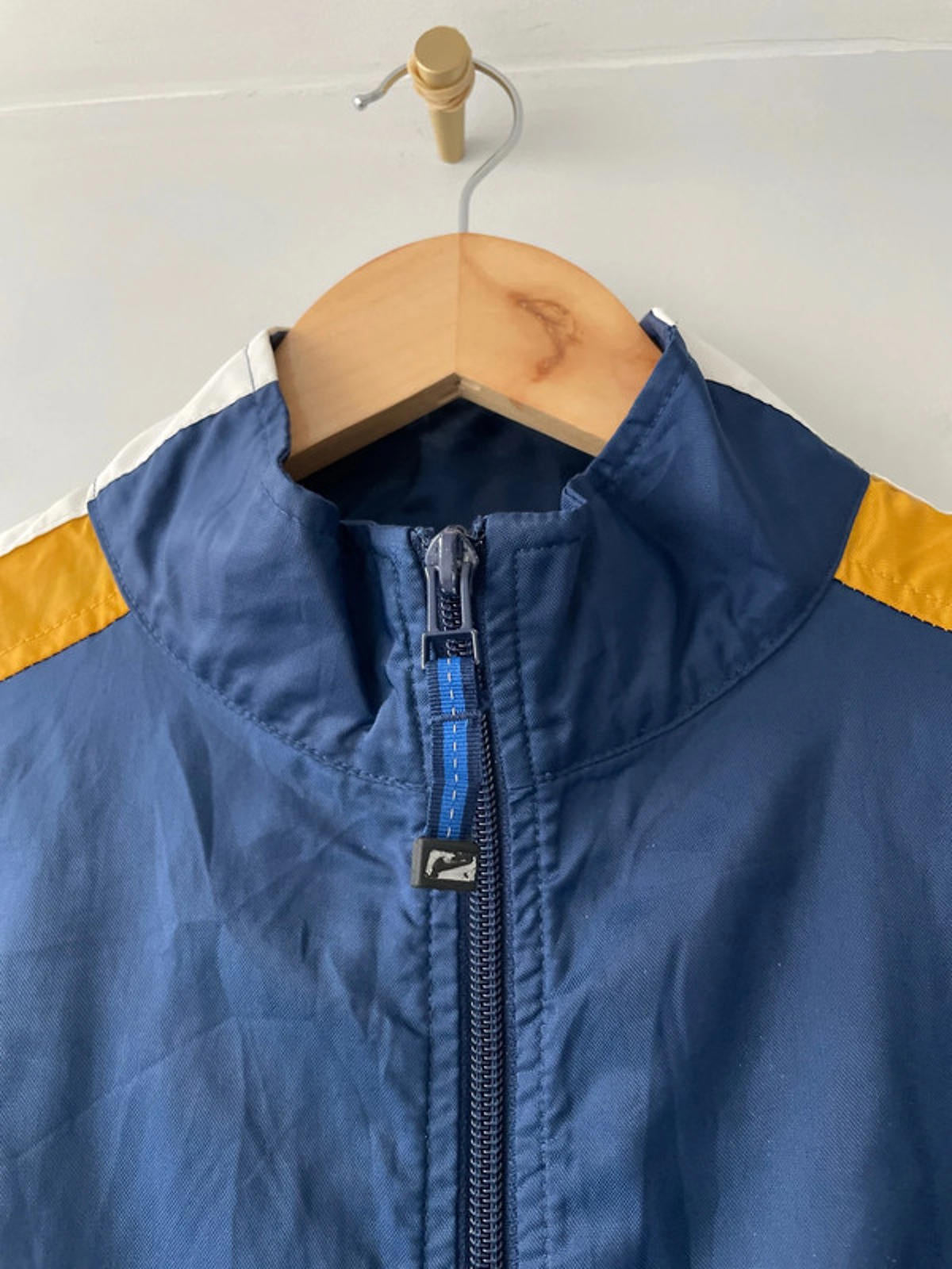 Men’s Nike Vintage Full Zip Windbreaker Jacket in Navy/Gold/White - XLarge -2508