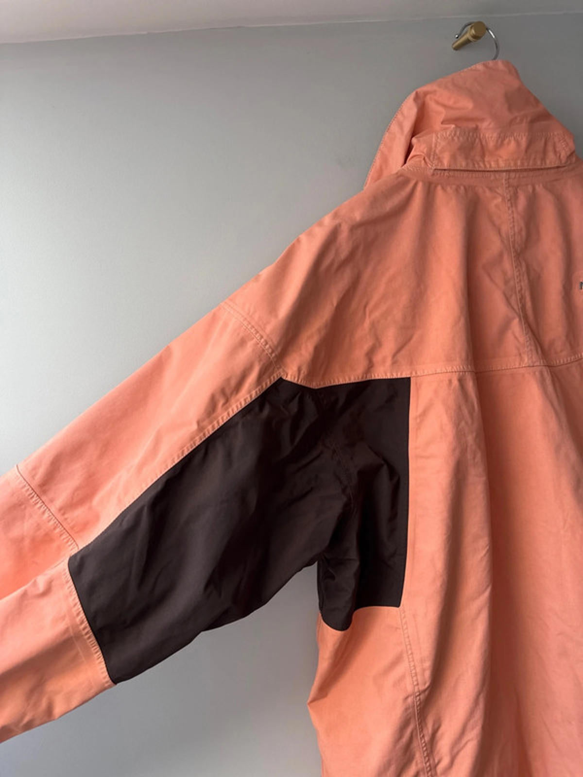 Men’s The North Face HyVent Waterproof Jacket Coat - Medium - 1008