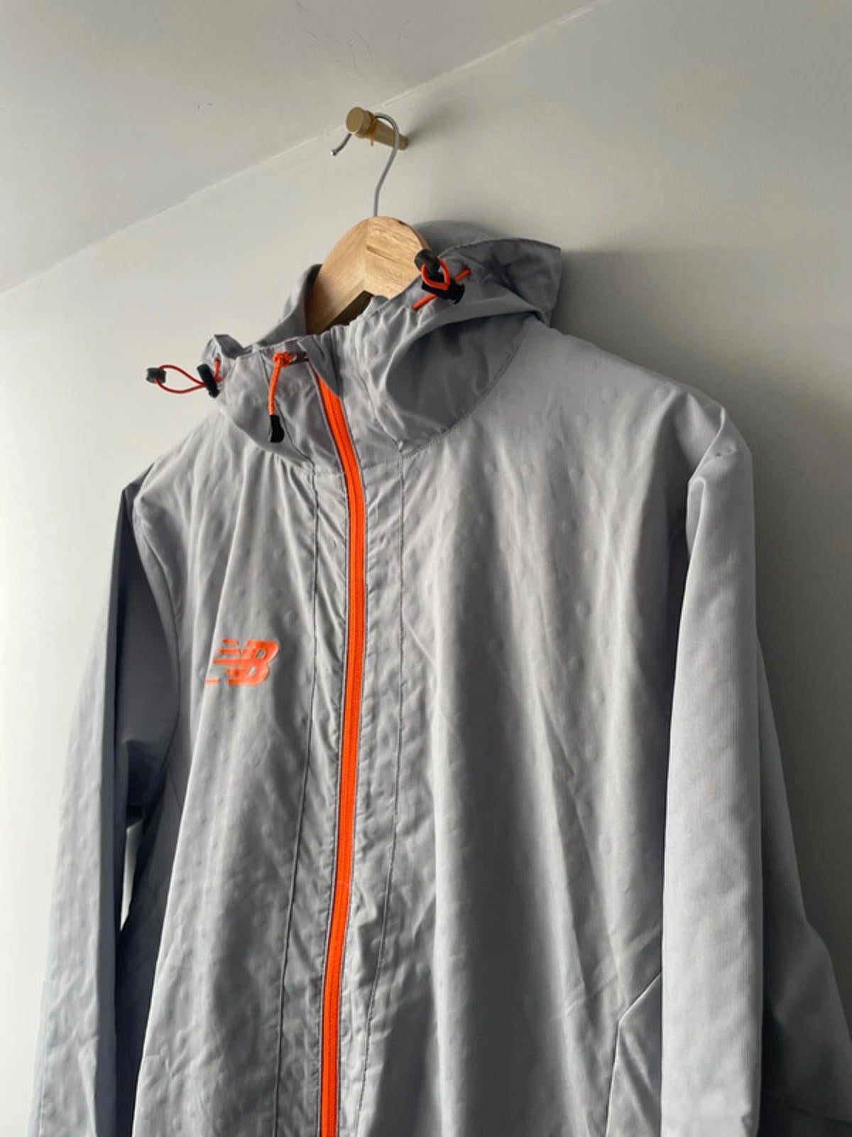 Men’s New Balance Zip Through Hooded Training Jacket Coat - Medium - 2078