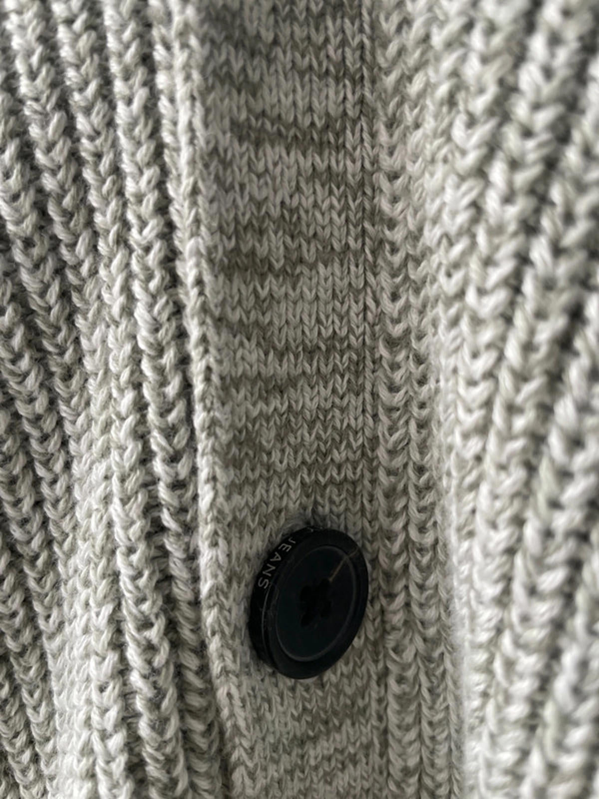 Men’s Tommy Hilfiger Badge Knitted Cardigan In Grey - Medium - 2308