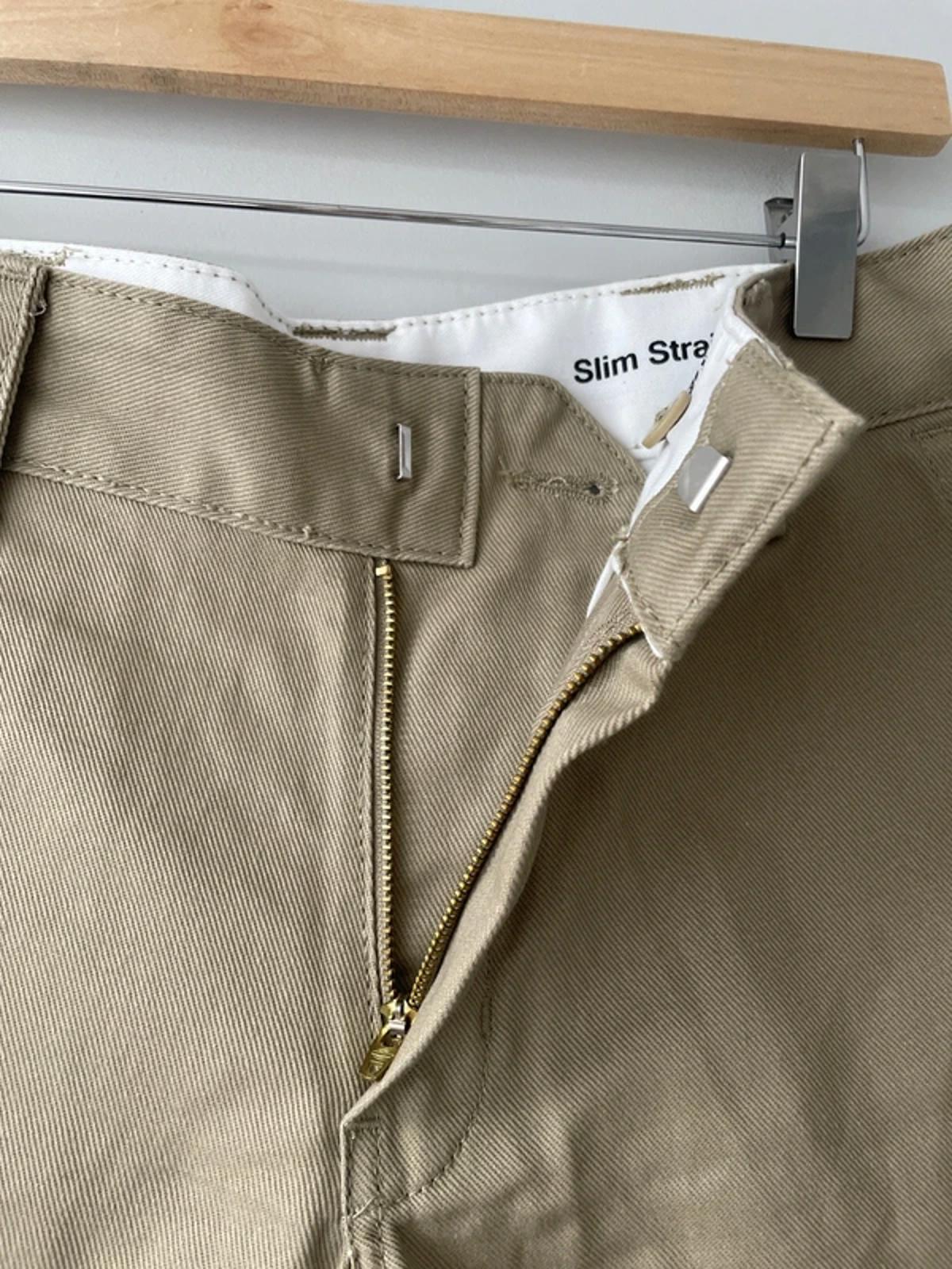 Men’s Dickies Slim Straight Fit Chino Short In Beige - W30/L10.5- 3185