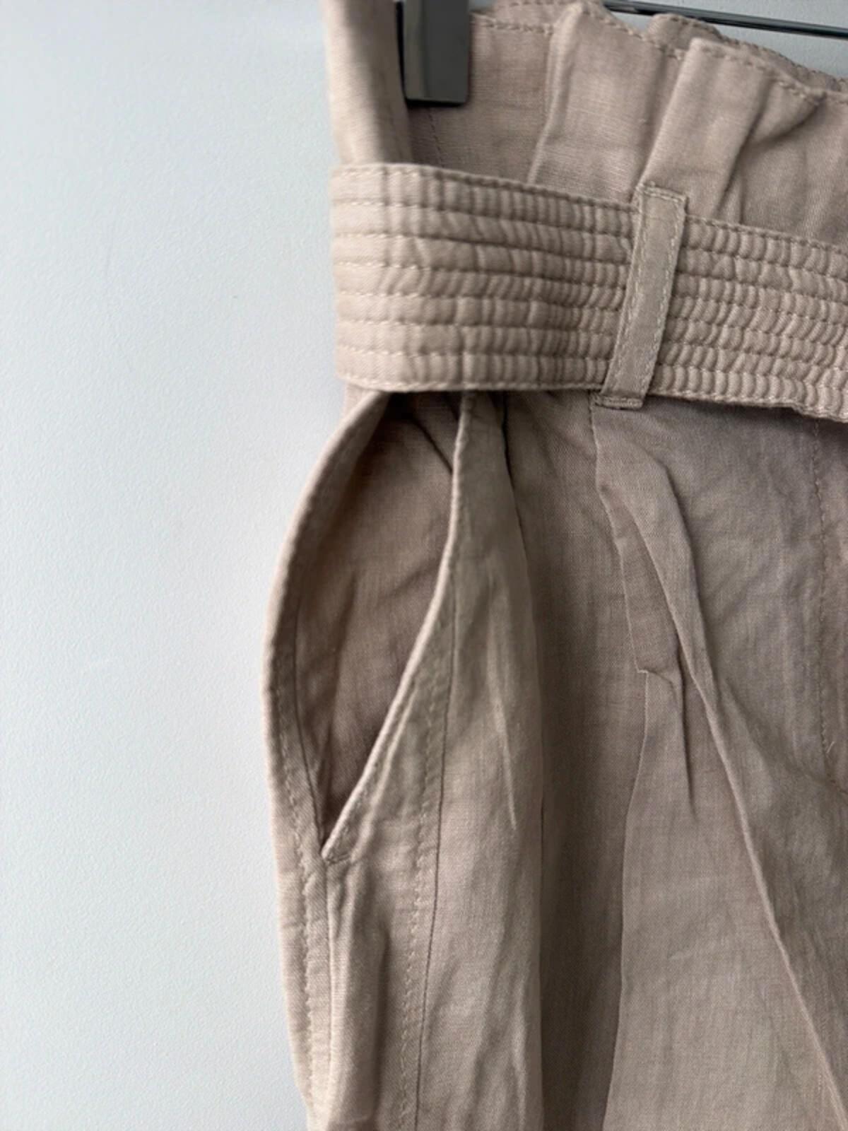 Women’s & Other Stories linen tie front style shorts in beige - Uk6 - 3442