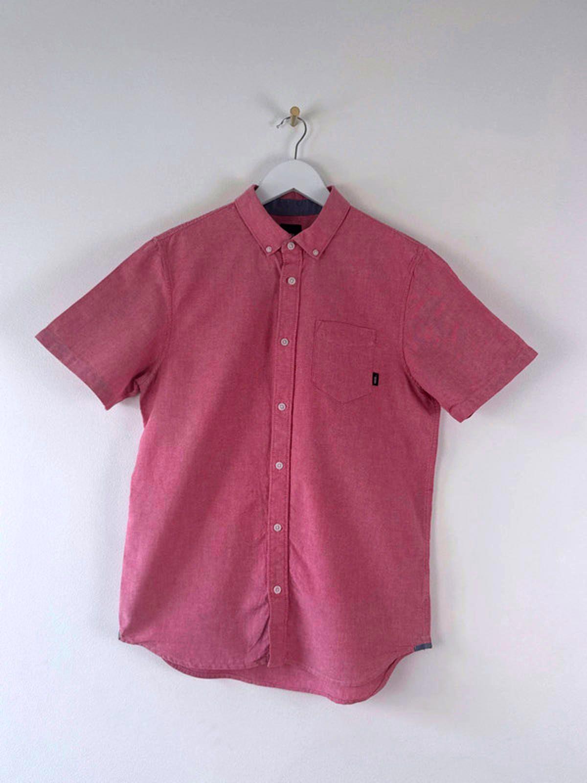 Men’s Vans Classic Fit Short Sleeve Chambray Shirt In Pink - Small   -1367