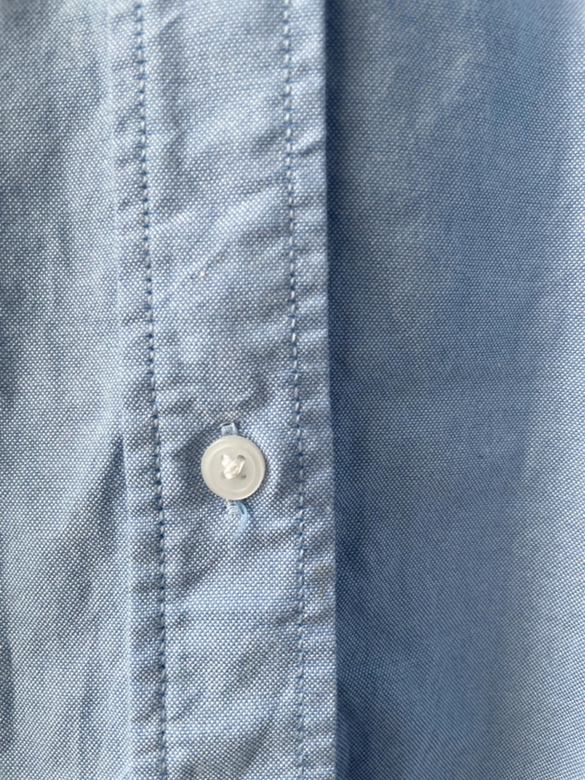 Men’s H&M Oversized Fit Long Sleeve Chambray Shirt In Blue - Medium - 2233