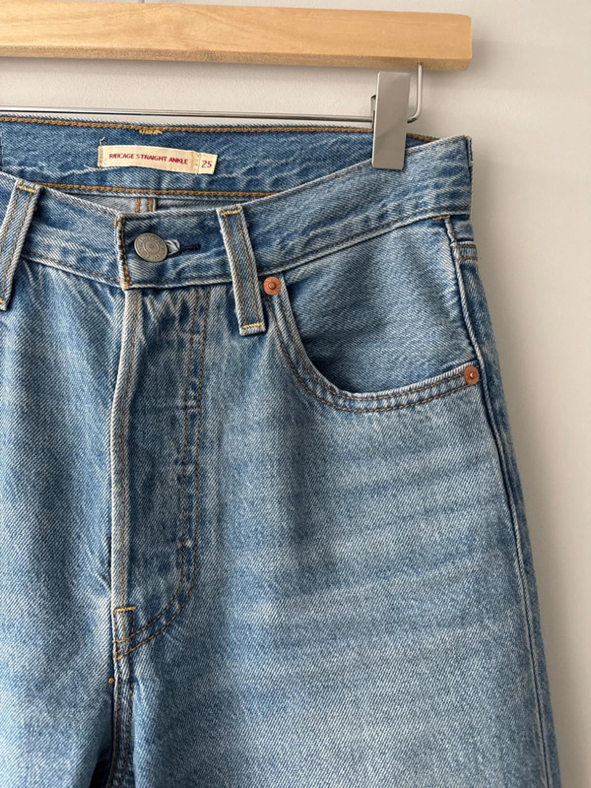 Womens Levi's Ribcage Straight Ankle Fit High Waisted Jeans - W25/L27 - 0531