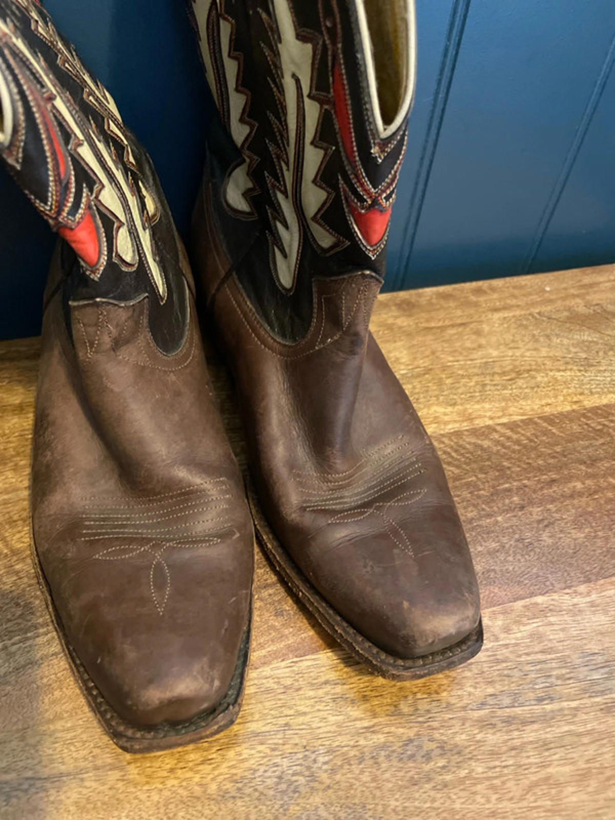 Women’s Buffalo Premium Leather Hand Crafted Cowboy Boots - UK5- 2575