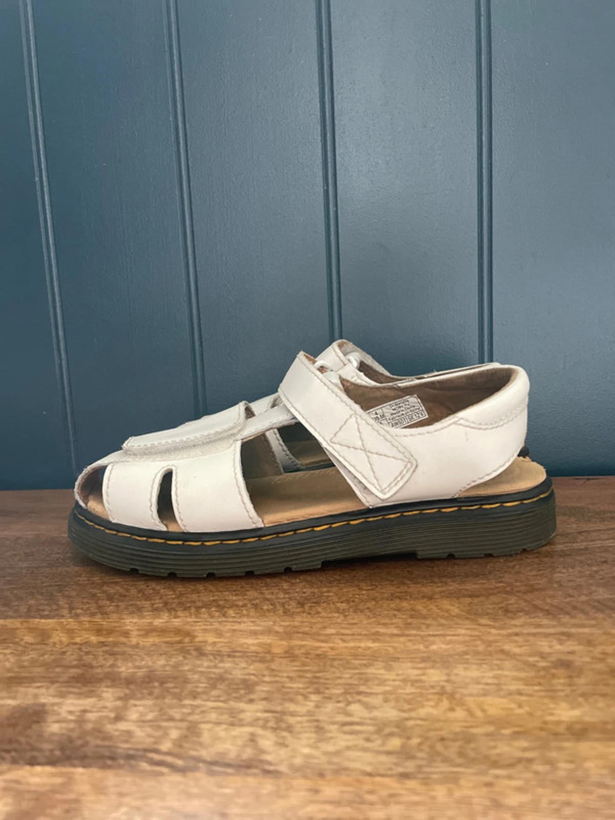 Women’s Dr. Martens Premium Leather Sandals with chunky sole  - UK 3 - 0903