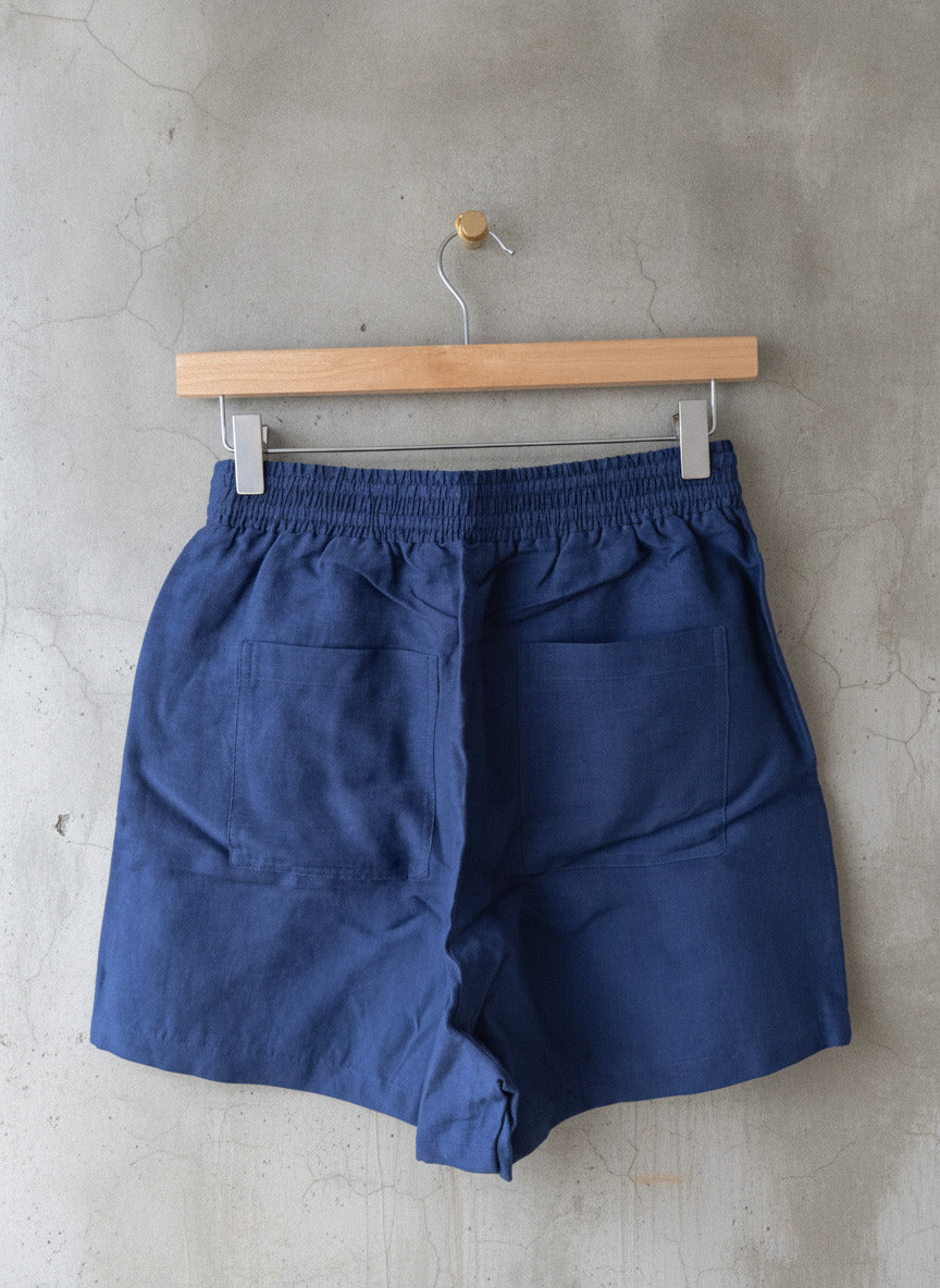 Women’s & Other Stories High Waisted Linen Shorts In Navy - XSmall - 3365