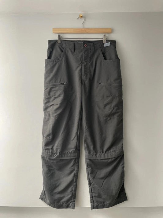 Men’s Berghaus Cargo Trousers / shorts In Grey - W34/L32 - 2441