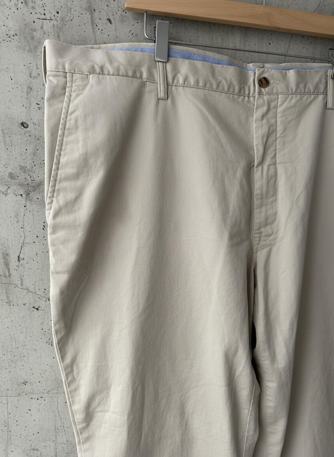Men's Ralph Lauren Classic Stretch Fit Chino Trousers In Beige - W46/L32 - 3500