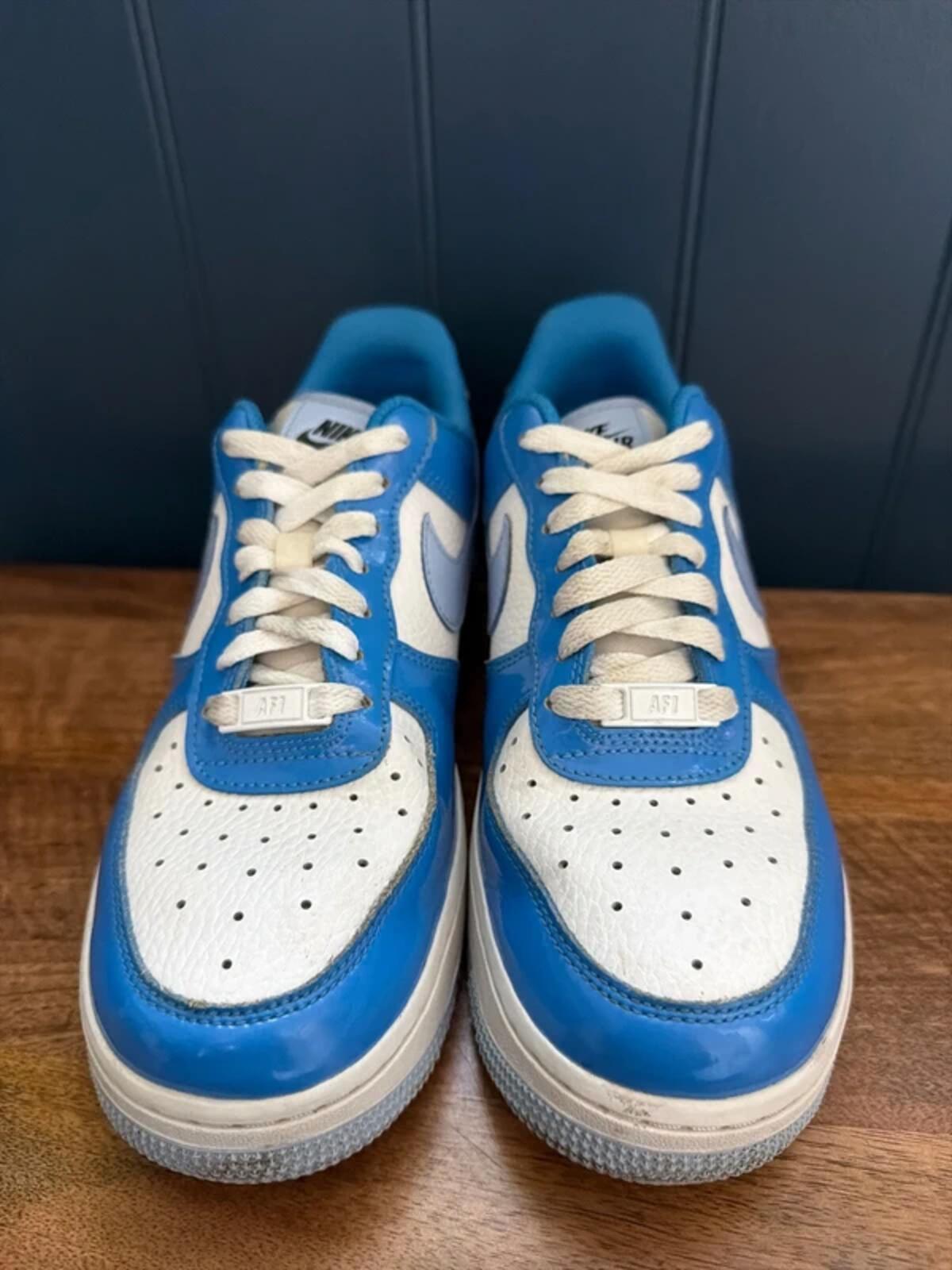 Women's Nike Air Force 1 chunky sole trainers in blue - uk5.5