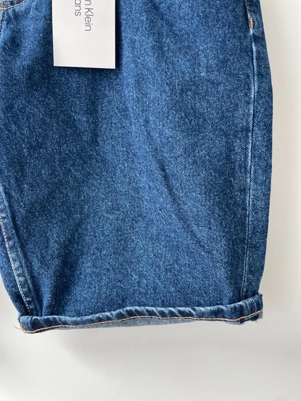 Men’s Calvin Klein Regular Fit Denim Shorts In Navy Blue - W32/L10 - 3141
