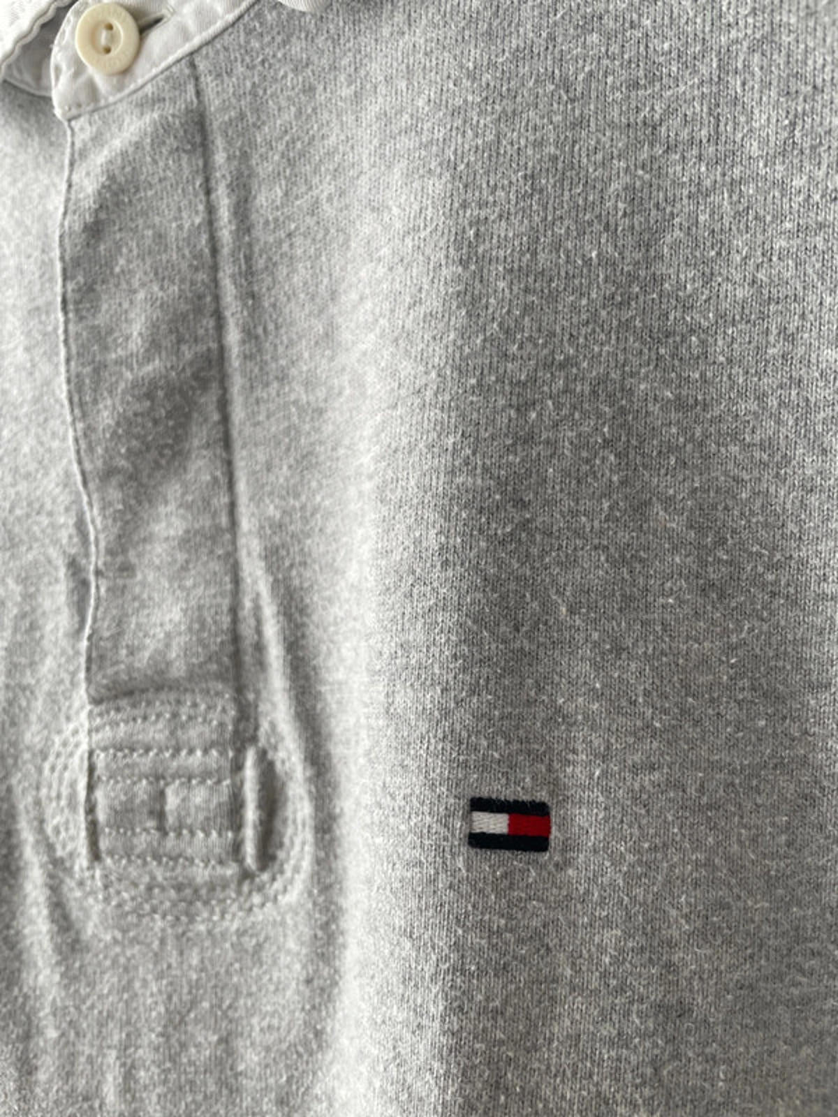 Men’s Tommy Hilfiger Rugby Polo Shirt Top In Grey - Medium- 2148