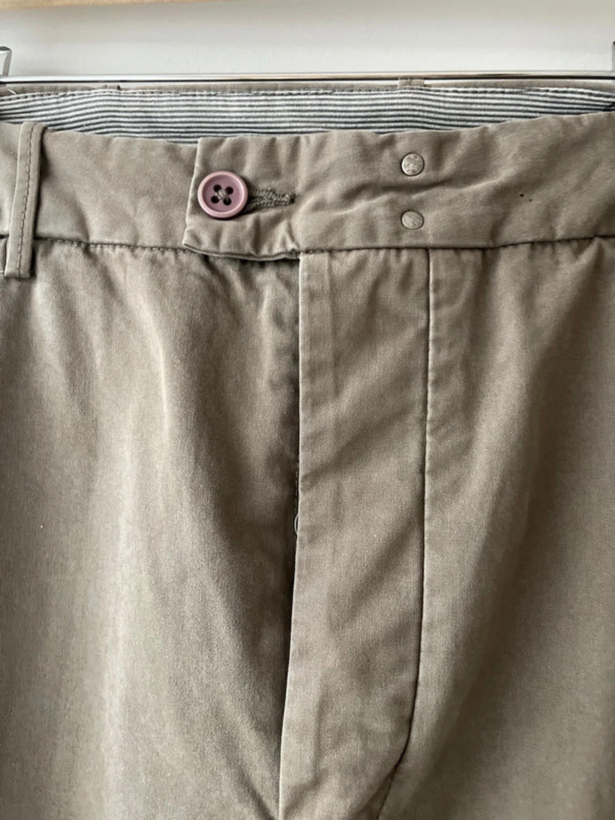 Men’s Diesel Stright Fit Classic Chino Trousers In Beige - W33/L34 - 2789