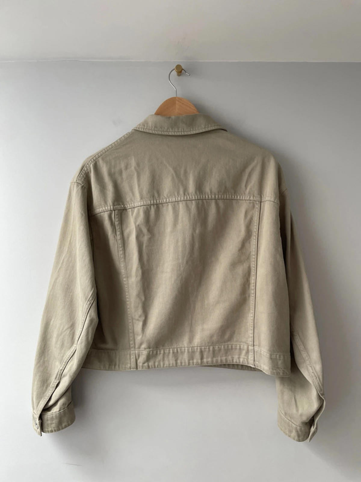 Women’s Uniqlo Cropped Oversized Fit Denim Jacket In Beige - Medium - 2027