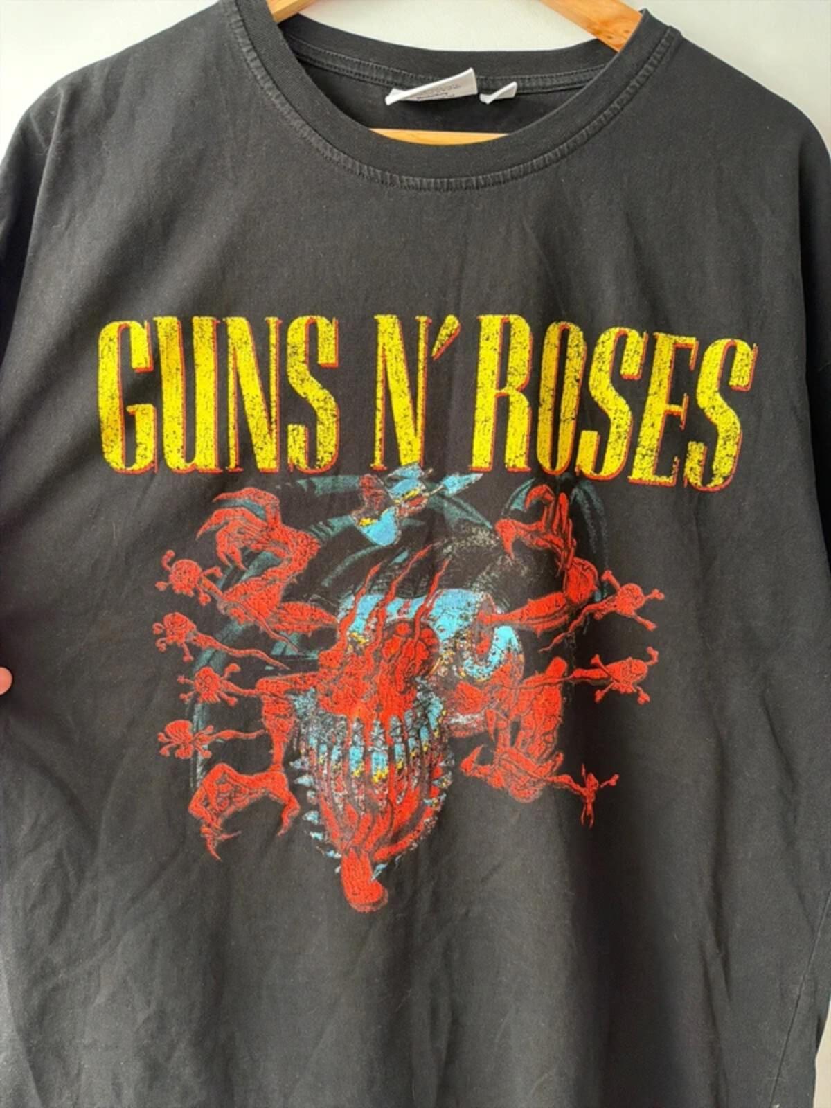 Men’s Guns N’ Roses oversized fit 87-88 tour t-shirt in black - medium - 3394