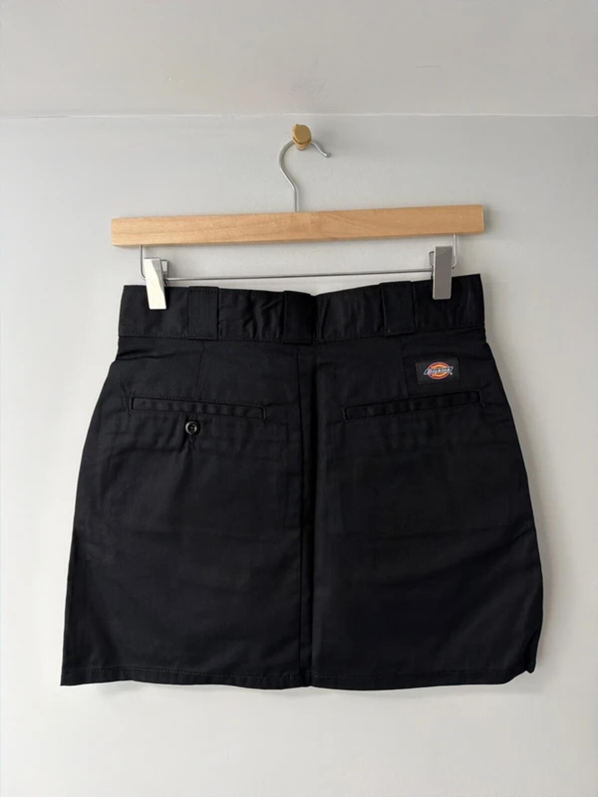 Women’s Dickies mini work skirt with pockets in black - W26 - 3437