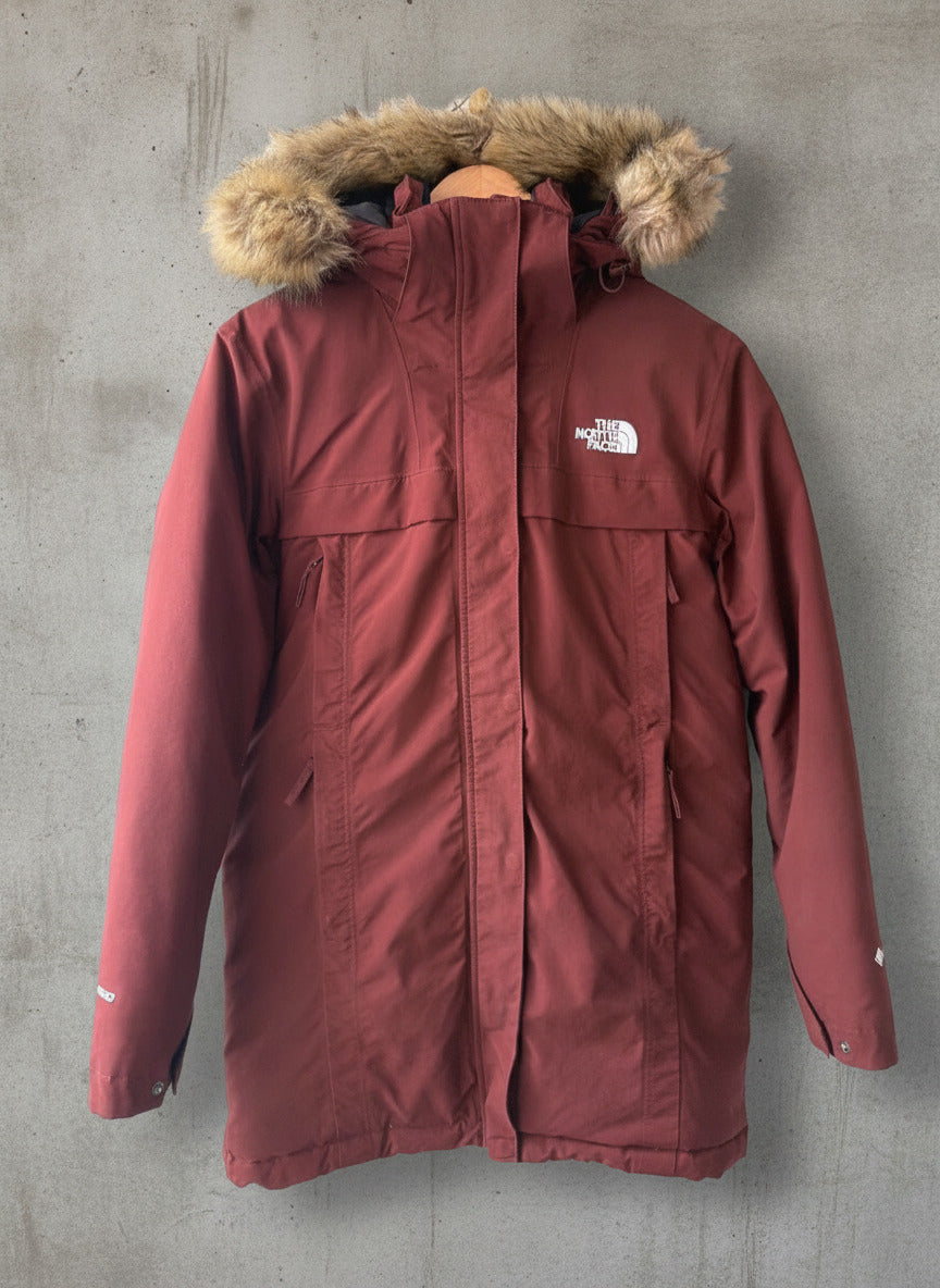 Women’s The North Face 550 Padded Parka Jacket with Faux Fur Hood - Small - 3785