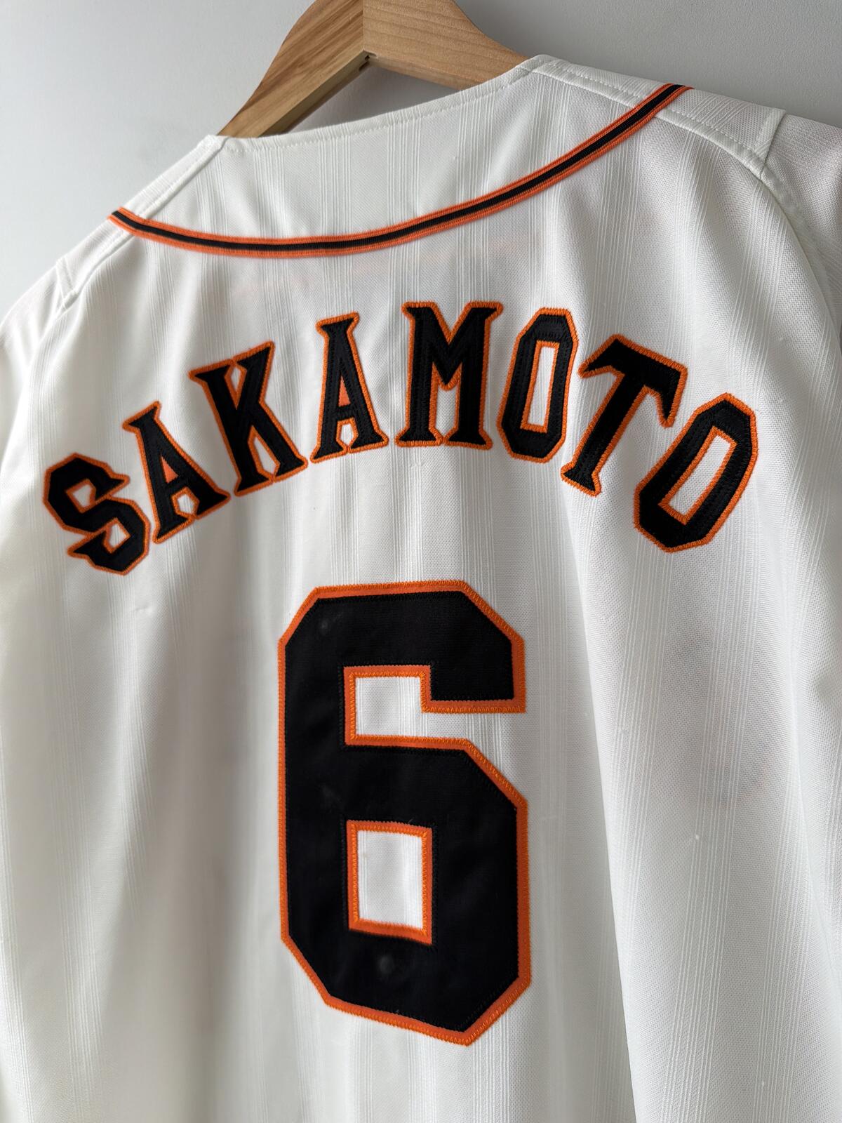 Men’s Adidas Yomiuri Giants Baseball Oversized Fit Jersey - Large - 3489