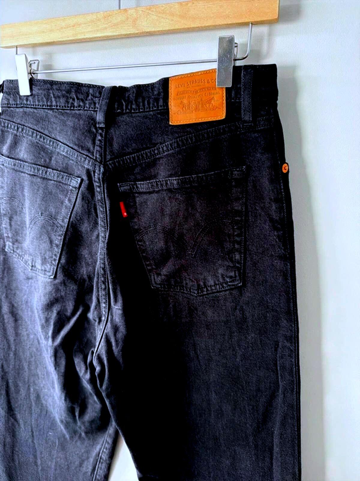 Women’s Levi’s Ribcage Straight High Waisted Fit Jeans In Black - W28/L27 - 3554