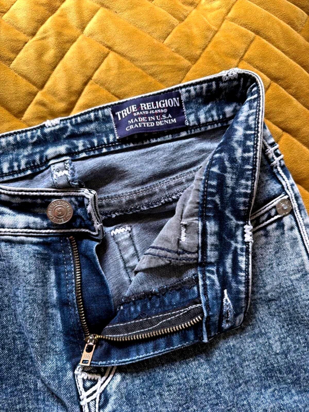 Women’s True Religion Made In The U.S.A Slim Fit Jeans In Blue - W32/L28 - 3319