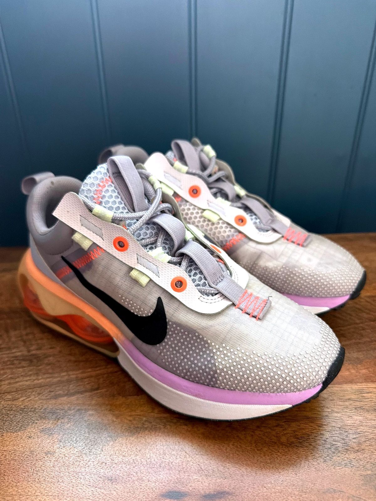 Women’s Nike Air Max Venice Chunky Sole Trainers In Grey and Orange - Uk4 - 3626