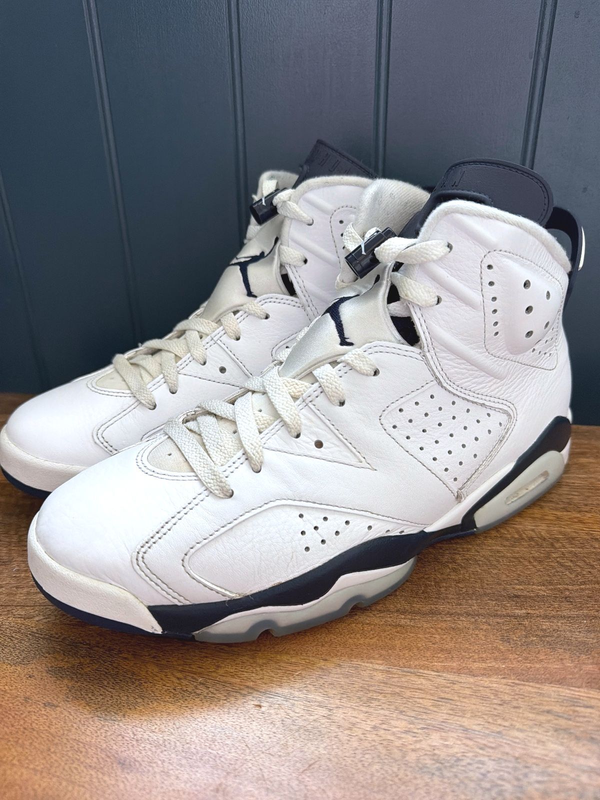 Mens Air Jordan 6 Rare Retro Leather Basketball Trainers In White - Uk9.5 - 3613