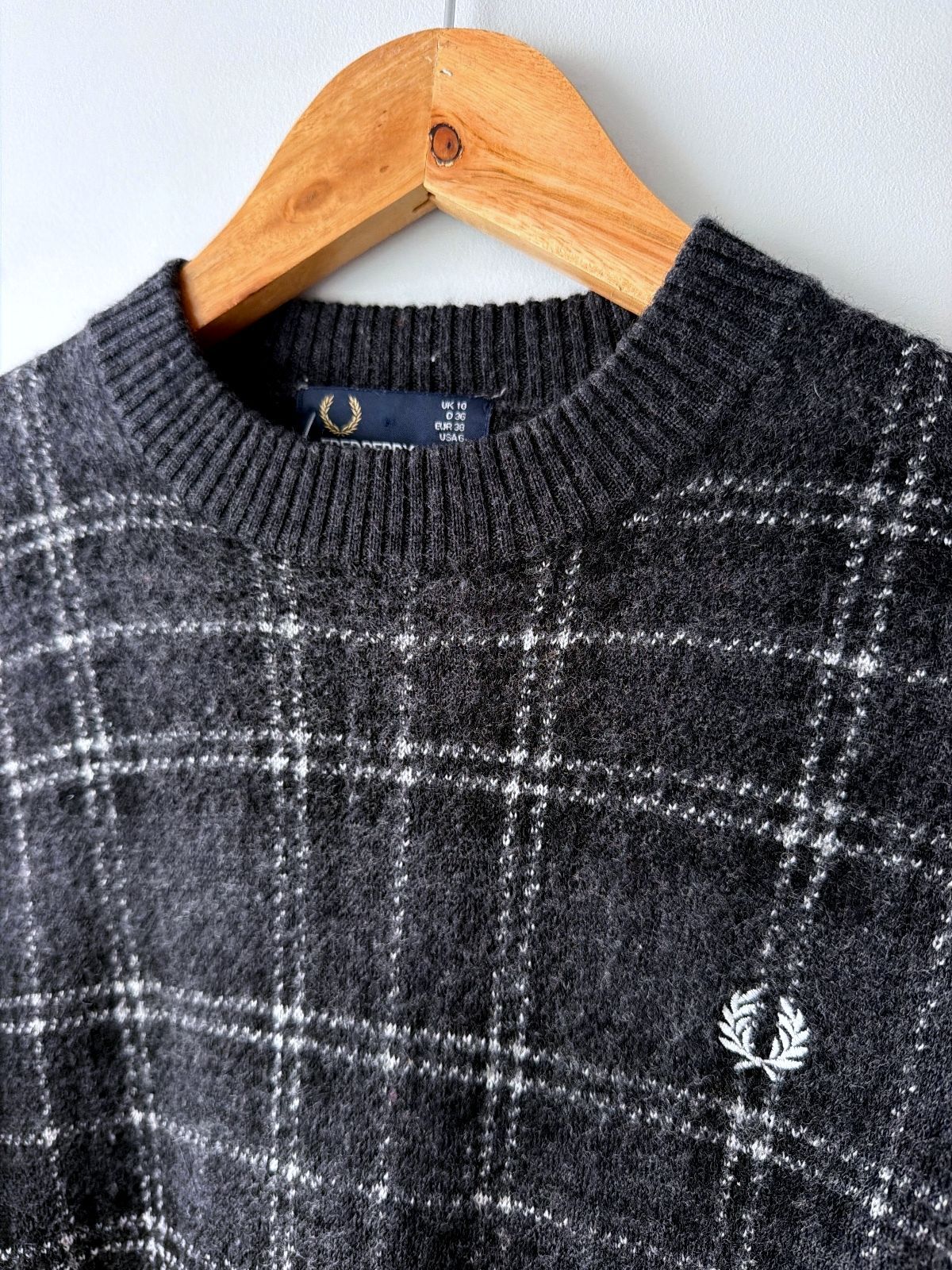 Women’s Fred Perry Merino Wool Checked Crew Neck Jumper In grey - Uk10 - 3727