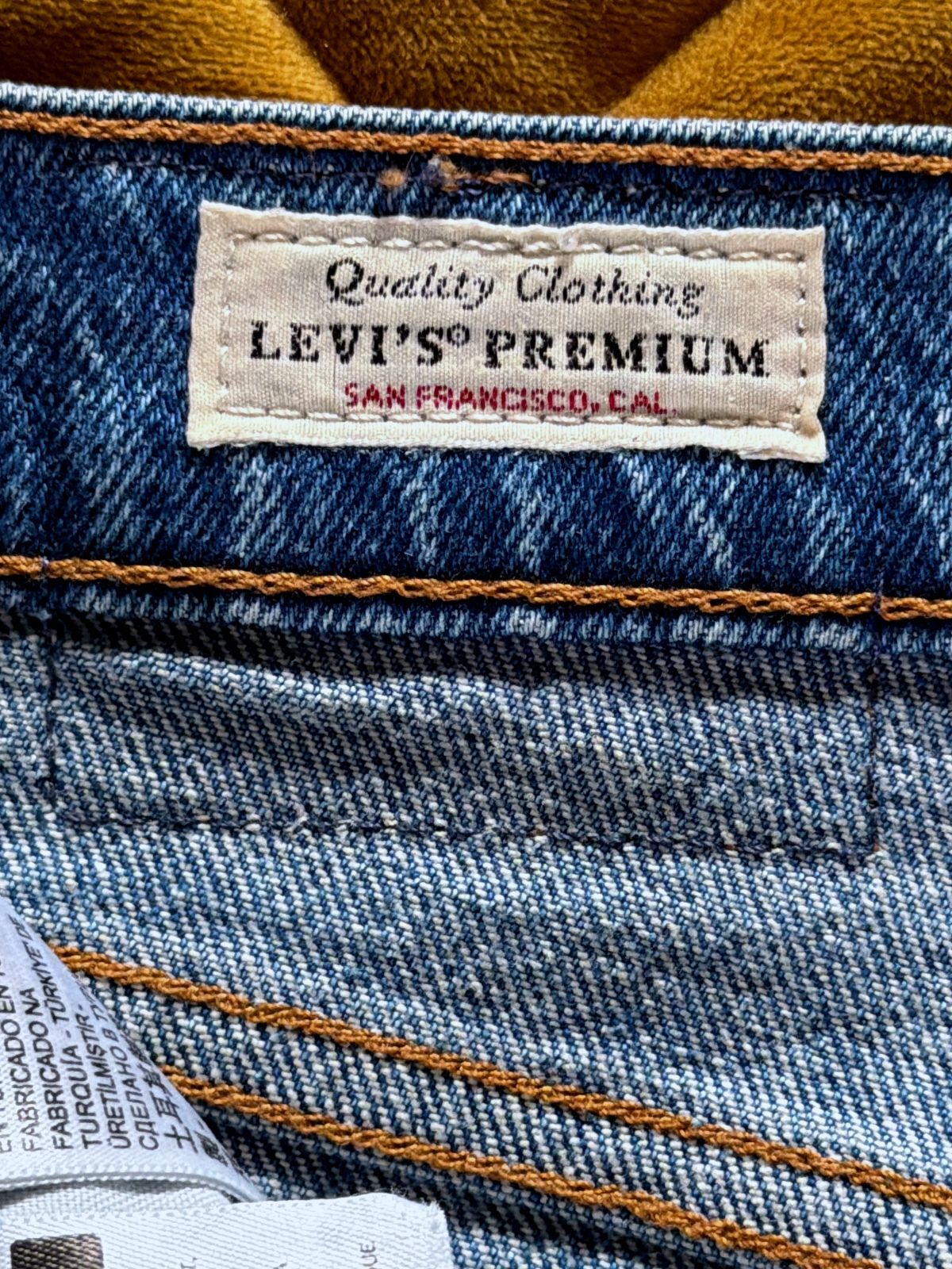 Women’s Levi’s High Waisted Ribcage Straight Fit Jeans In Navy - W26/L29 - 3754