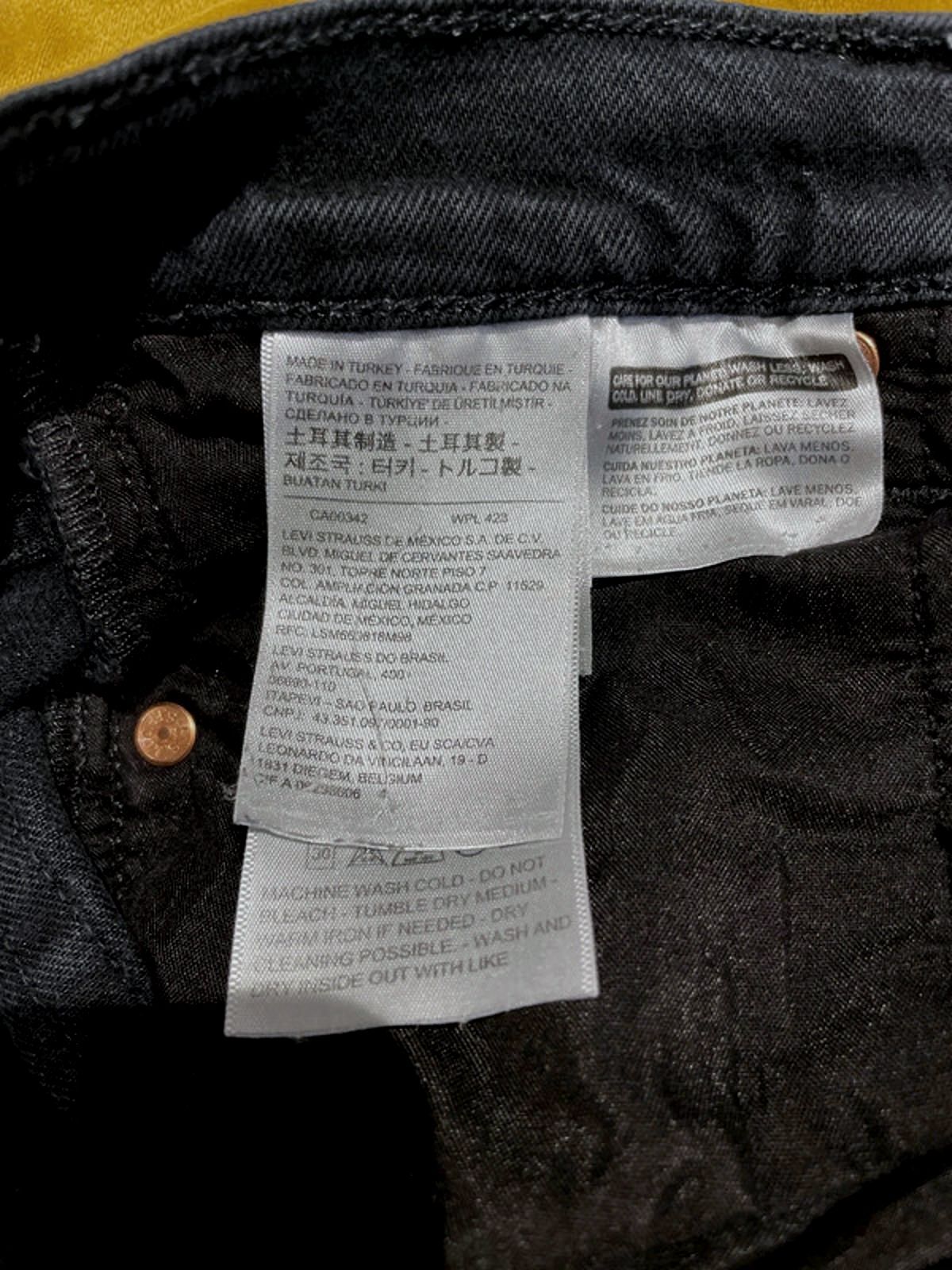 Women’s Levi’s High Waisted Ribcage Straight Fit Jeans In Black - W24/L27 - 2791