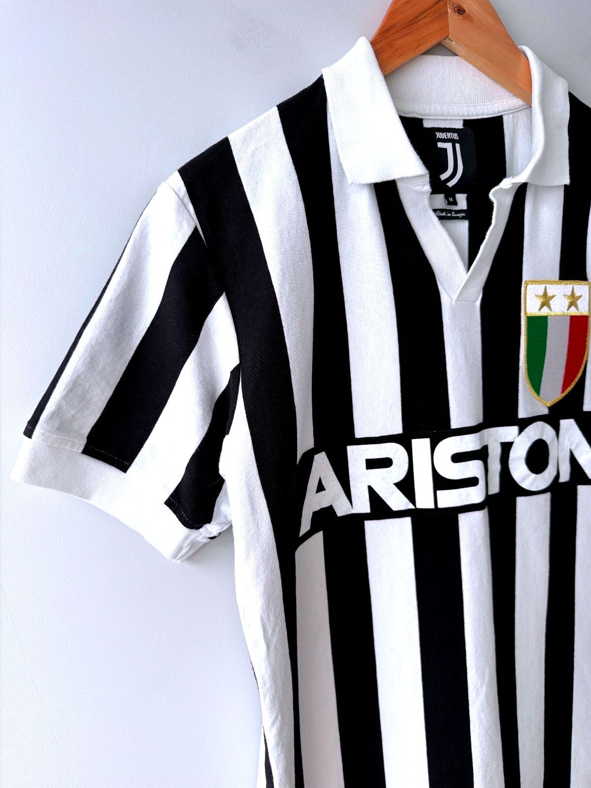 Mens Juventus 1984/85 Vintage Striped Football Jersey Top - Medium - 3567