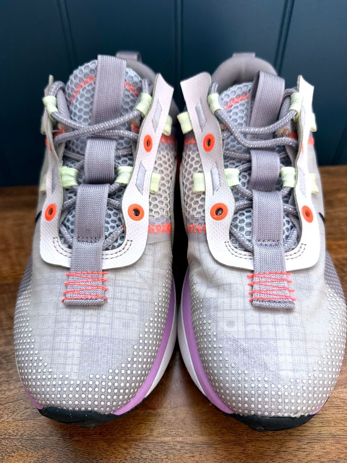Women’s Nike Air Max Venice Chunky Sole Trainers In Grey and Orange - Uk4 - 3626