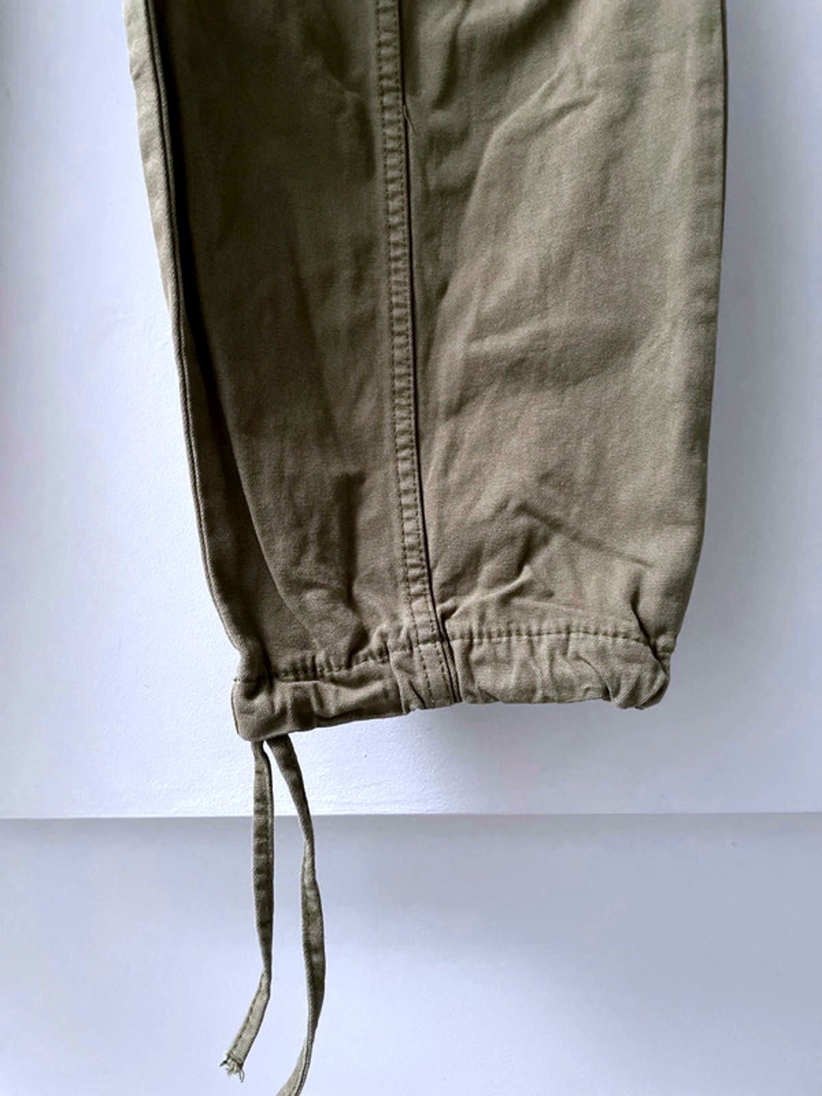 Women's Pull and Bear Baggy Fit Cargo Trousers in Khaki - W32/L29 - 2754