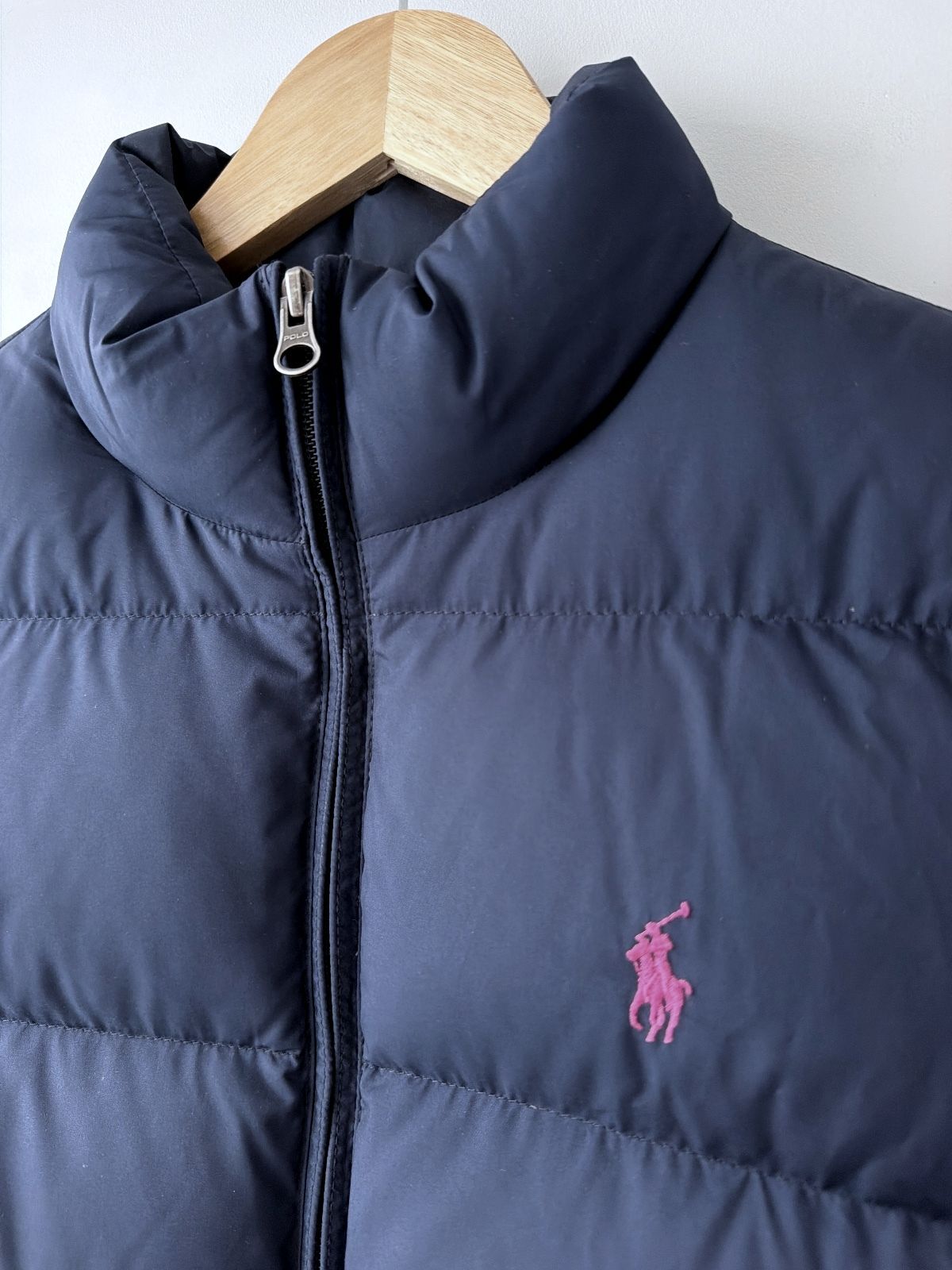 Women's Ralph Lauren Puffer Gilet Vest In Navy with Pink Logo - Small - 3636