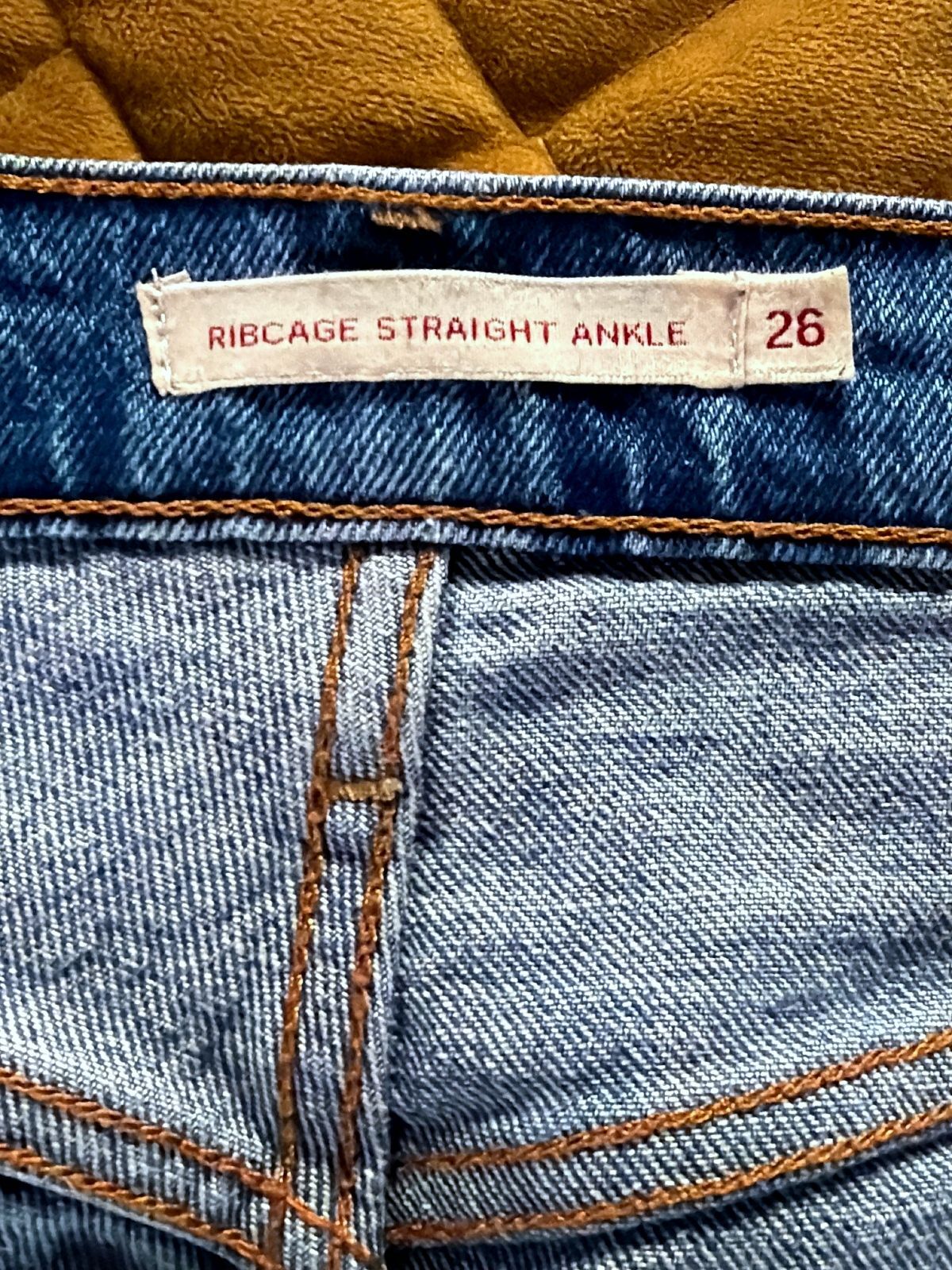Women’s Levi’s High Waisted Ribcage Straight Fit Jeans In Navy - W26/L29 - 3754