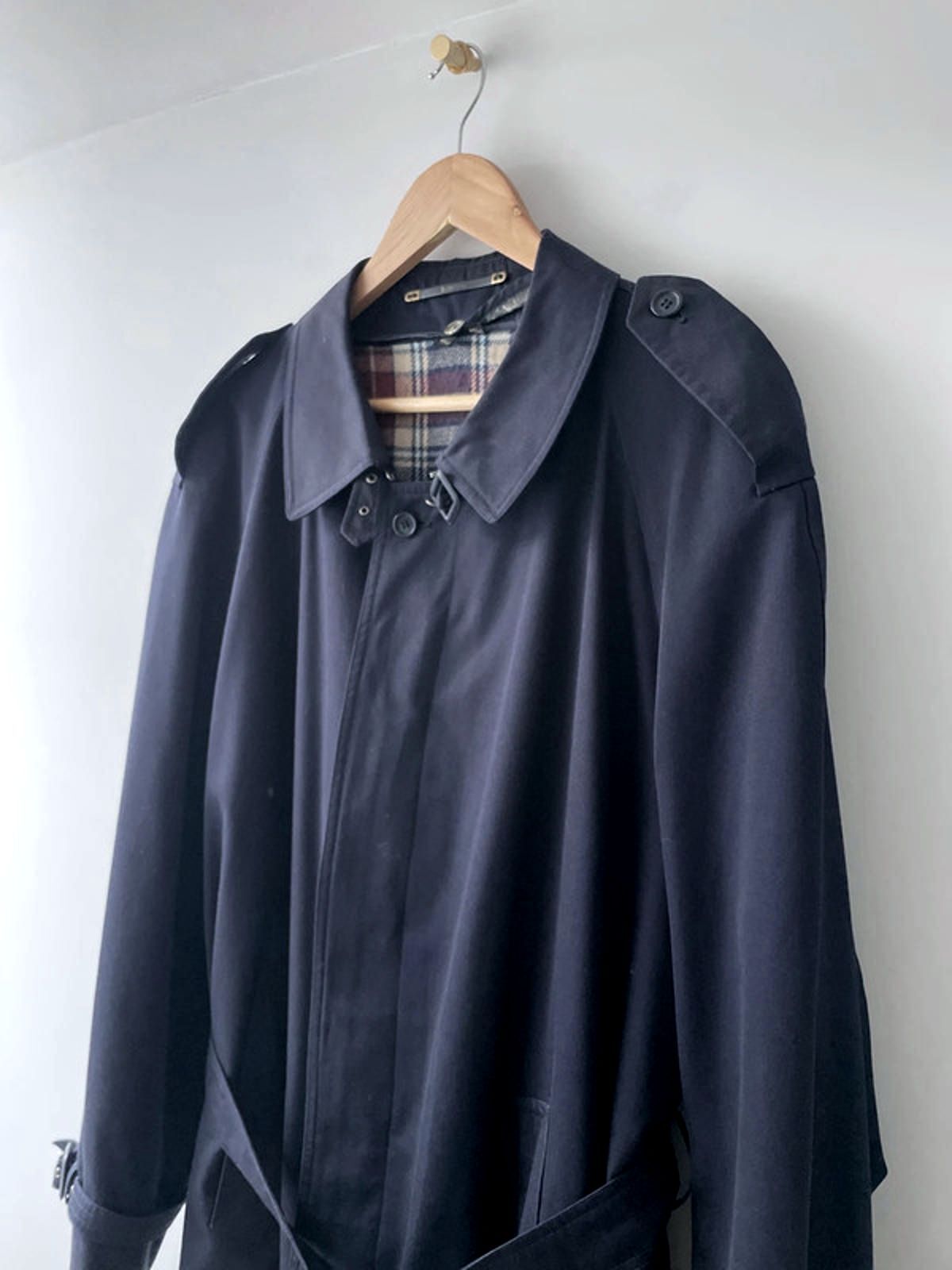 Men’s Baracuta Premium Belted Trench Coat In Navy Blue - Xlarge - 2650