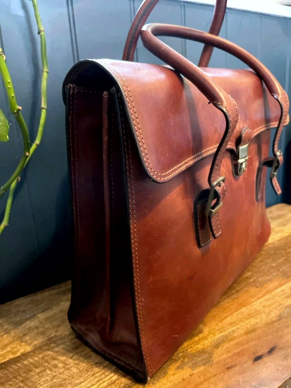 Unisex Medici Vintage Made In Italy Leather Bag Holdall In Brown - 2730