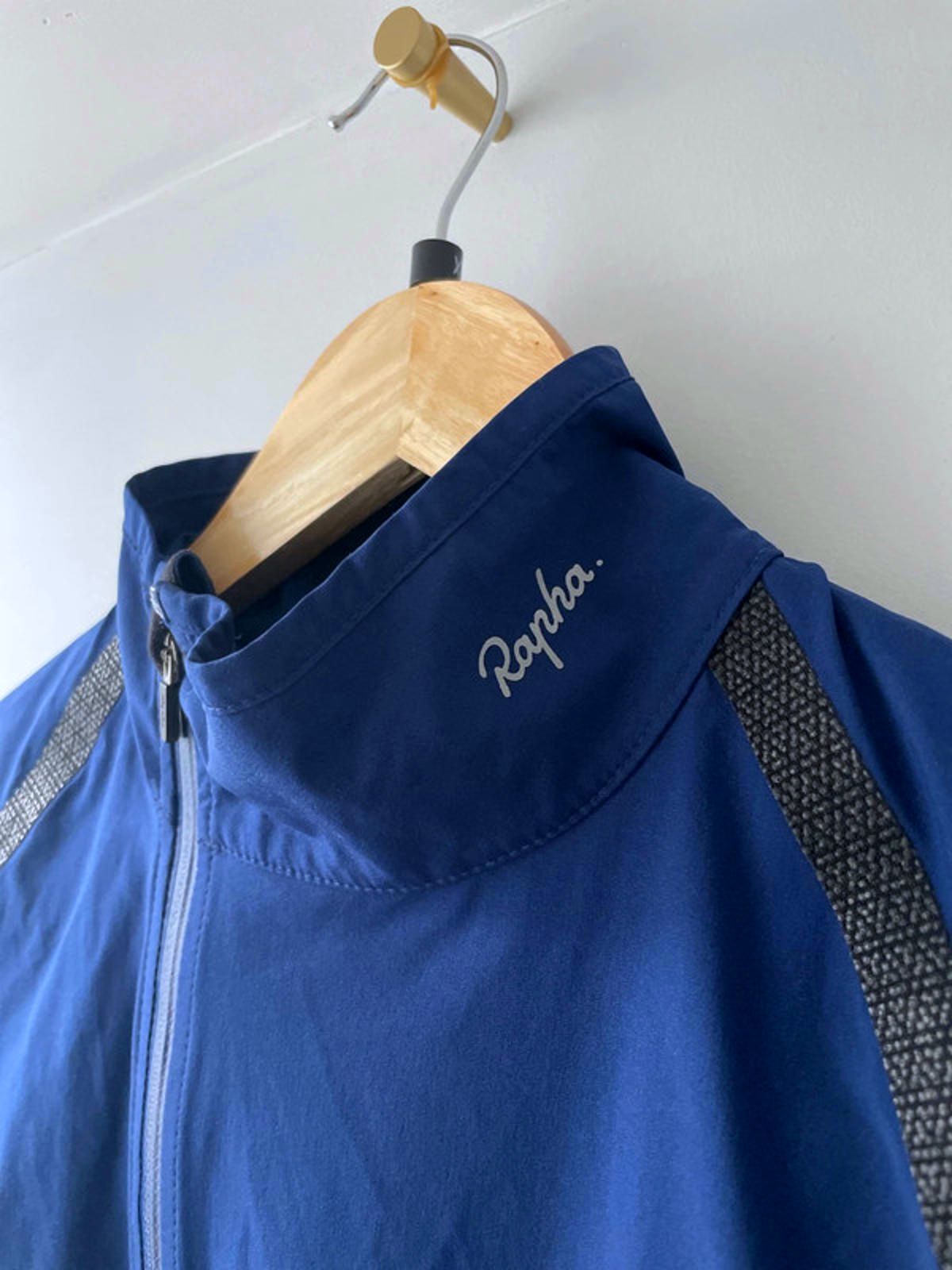 Men’s Rapha Long Sleeve lightweight Cycling Jacket In Navy - XSmall - 1911