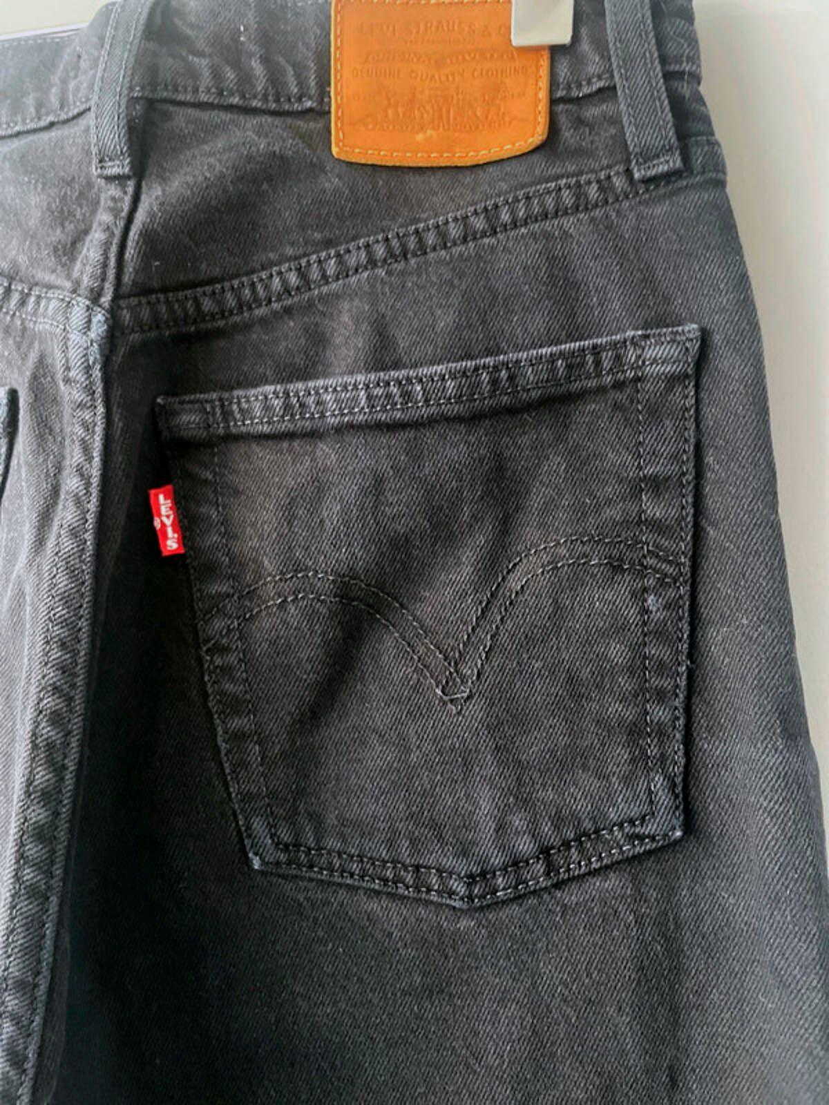 Women’s Levi’s High Waisted Ribcage Straight Fit Jeans In Black - W25/L27 - 2206