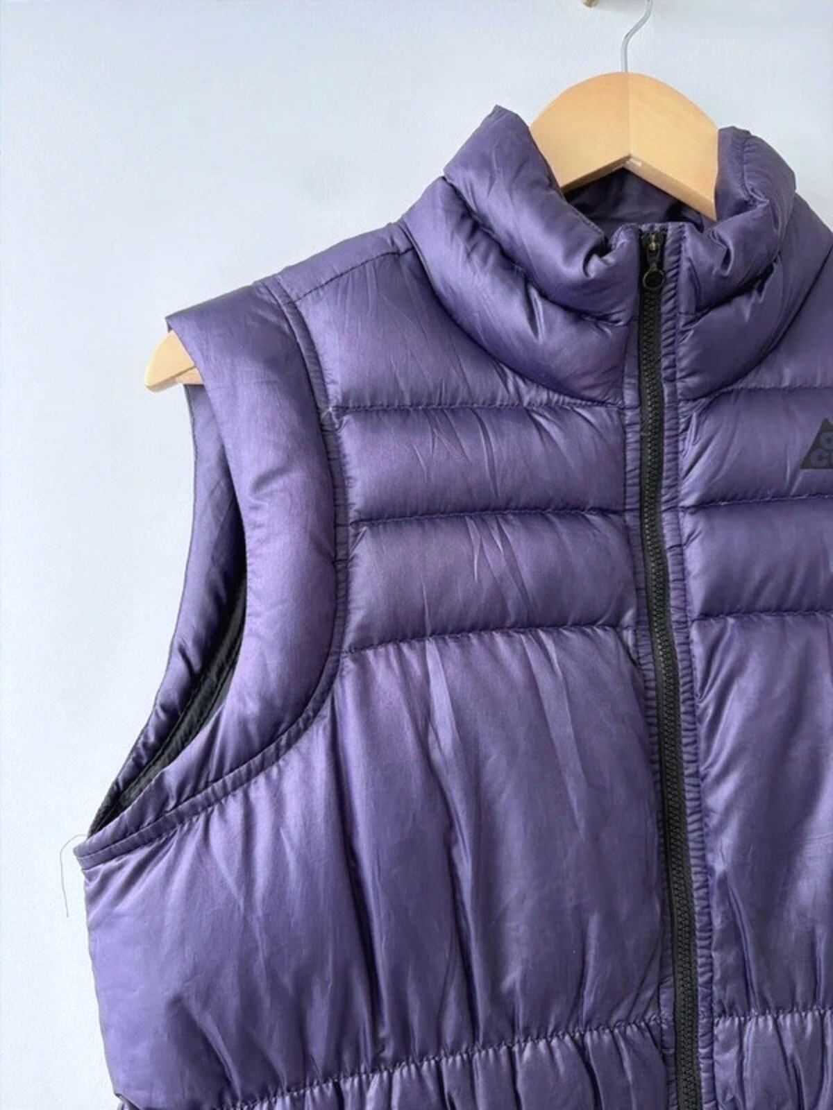 Women’s Nike ACG Quilted Goose Filled Gilet In Purple - Medium - 3386