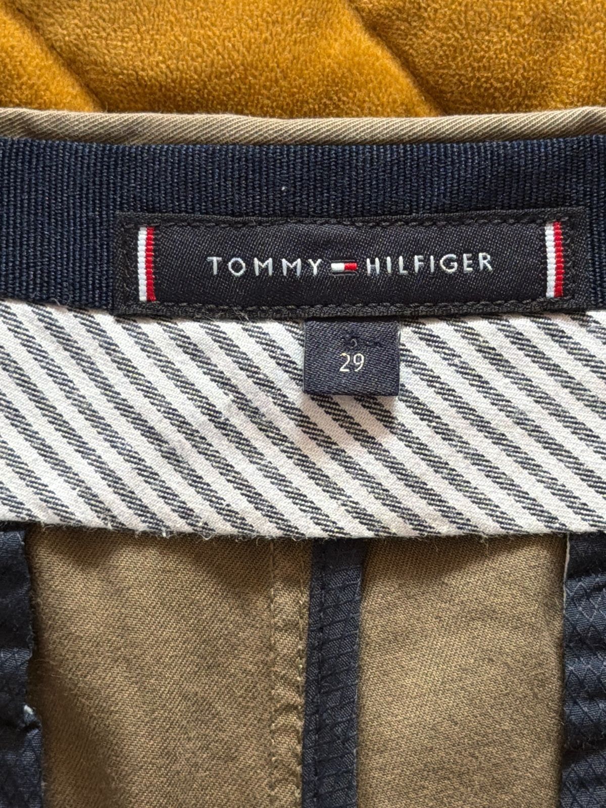 Women’s Tommy Hilfiger Cotton Chino Shorts In Khaki - W29 - 3573